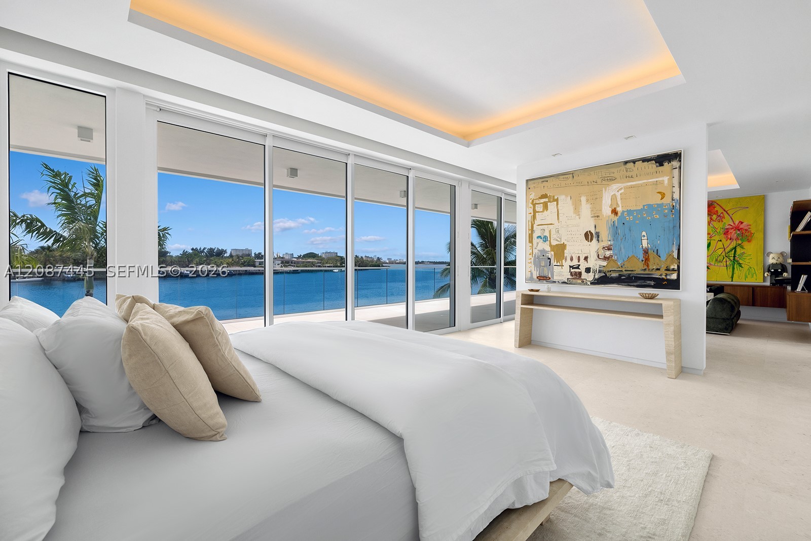 1844 Daytonia Rd Miami Beach, FL 33141