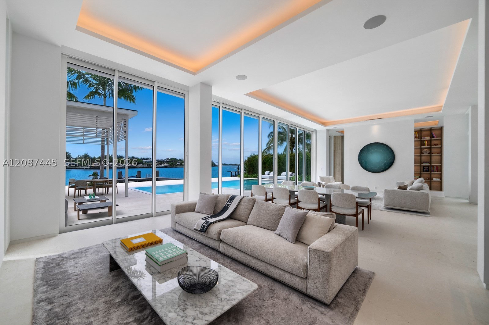 1844 Daytonia Rd Miami Beach, FL 33141