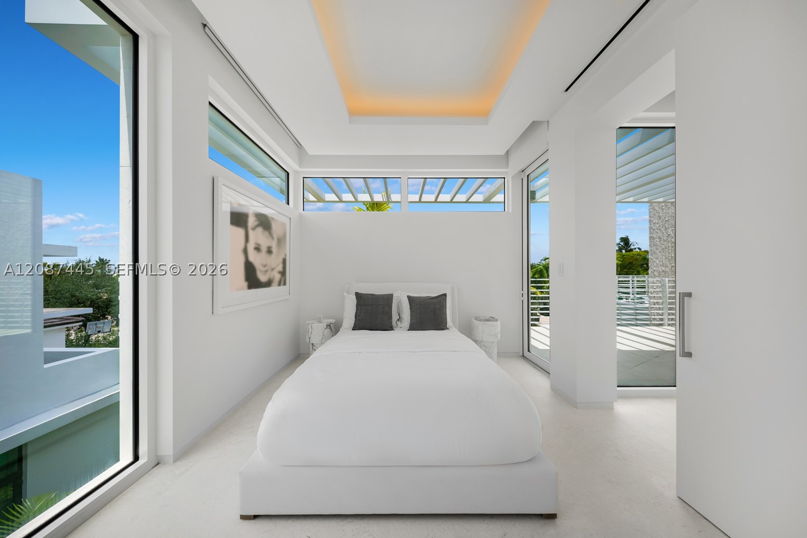 1844 Daytonia Rd Miami Beach, FL 33141