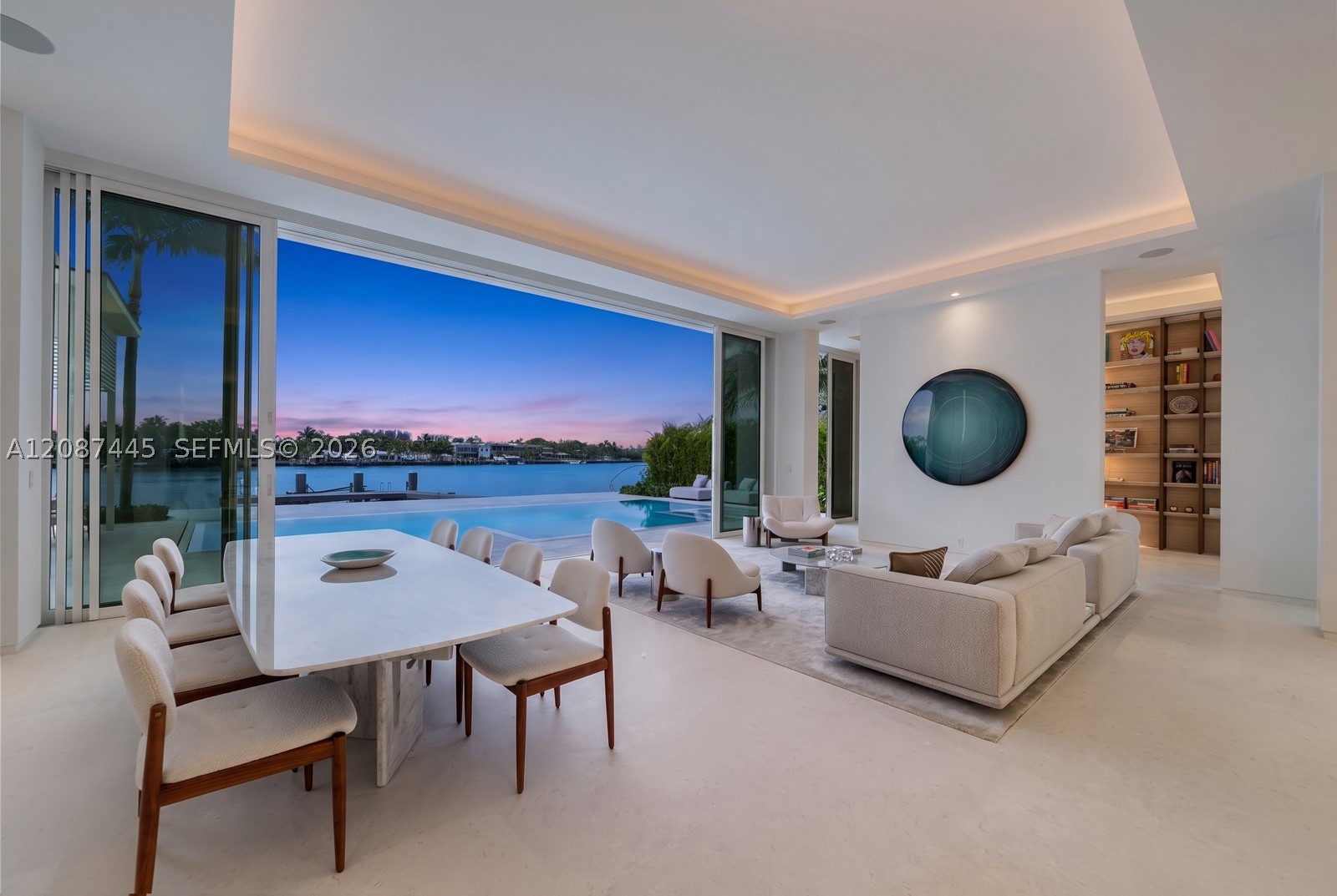 1844 Daytonia Rd Miami Beach, FL 33141
