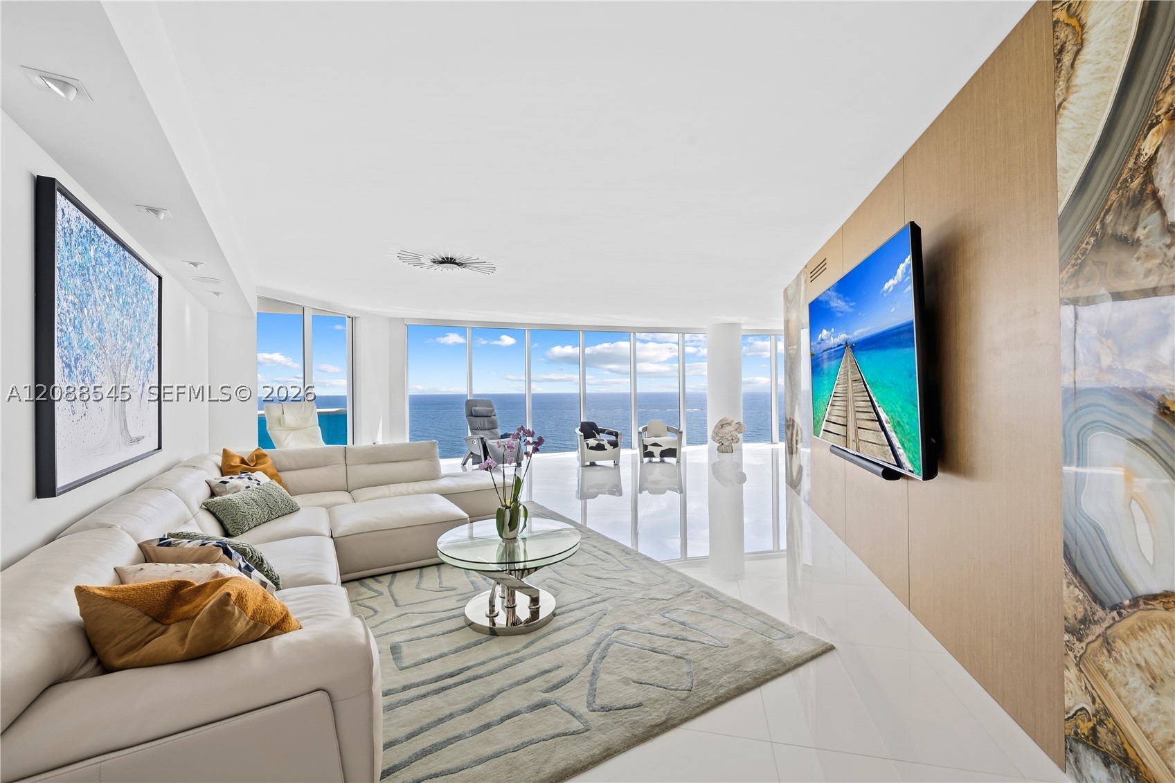 2711 S Ocean Dr #1902 Hollywood, FL 33019