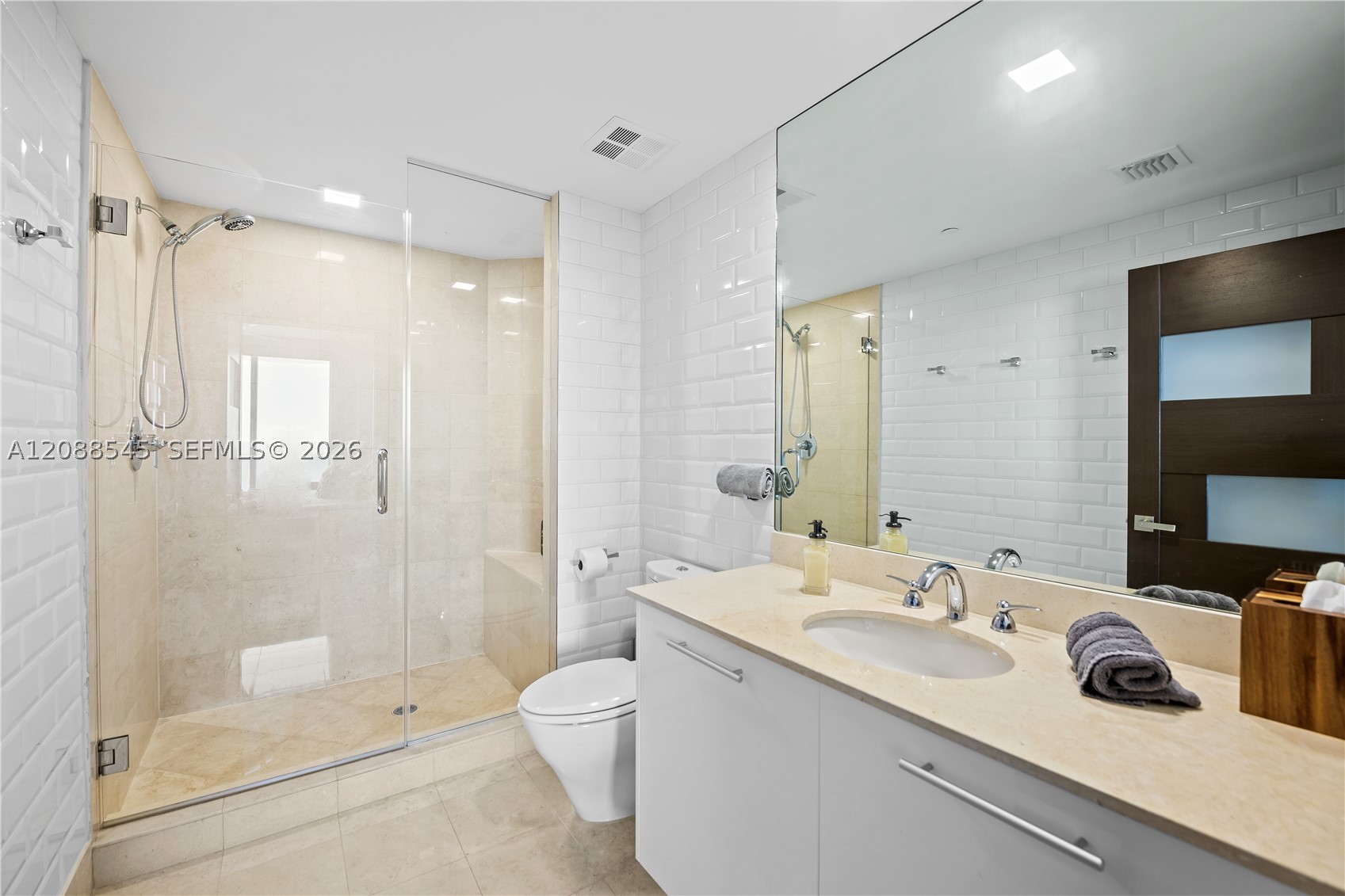 2711 S Ocean Dr #1902 Hollywood, FL 33019