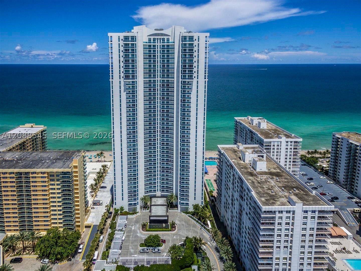 2711 S Ocean Dr #1902 Hollywood, FL 33019