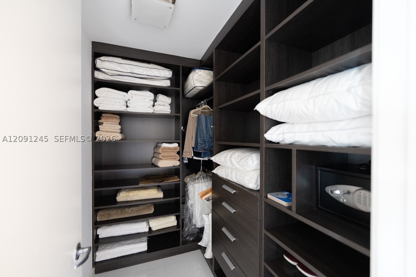 image Marquis Residences28