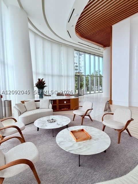 image Una Residences10