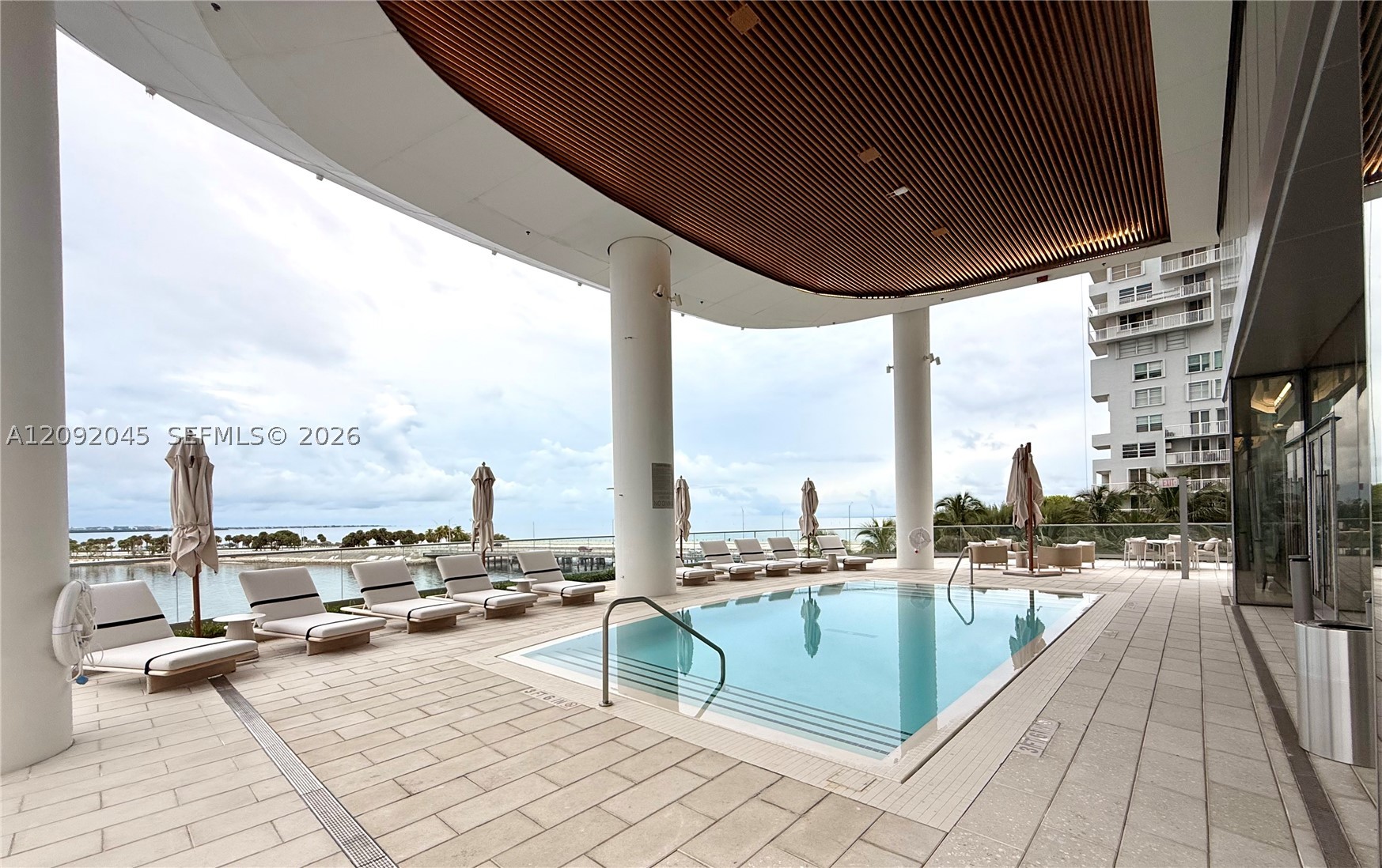 image Una Residences1
