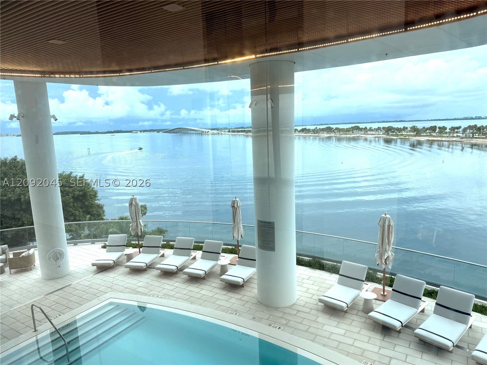 image Una Residences2