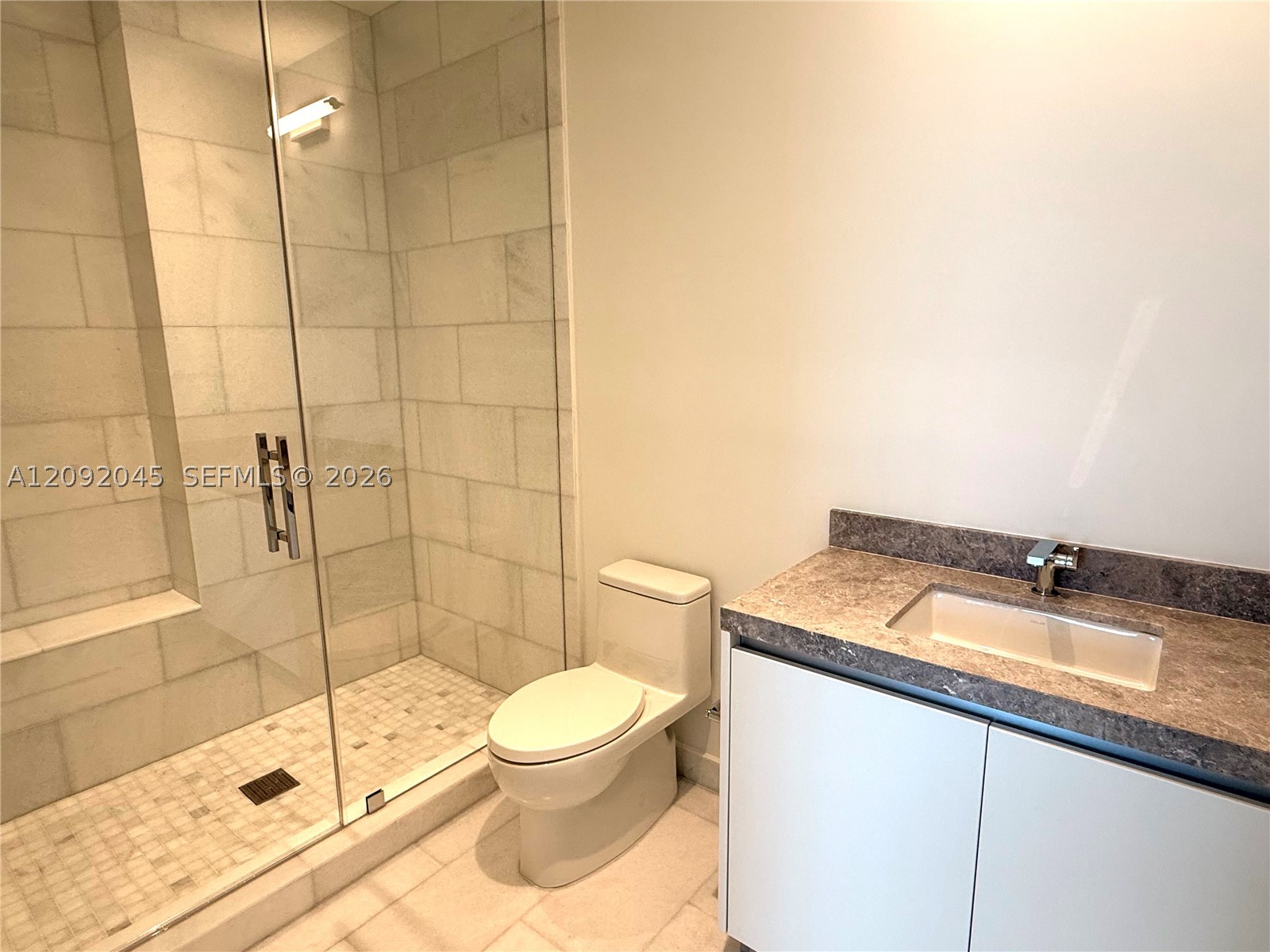 image Una Residences30