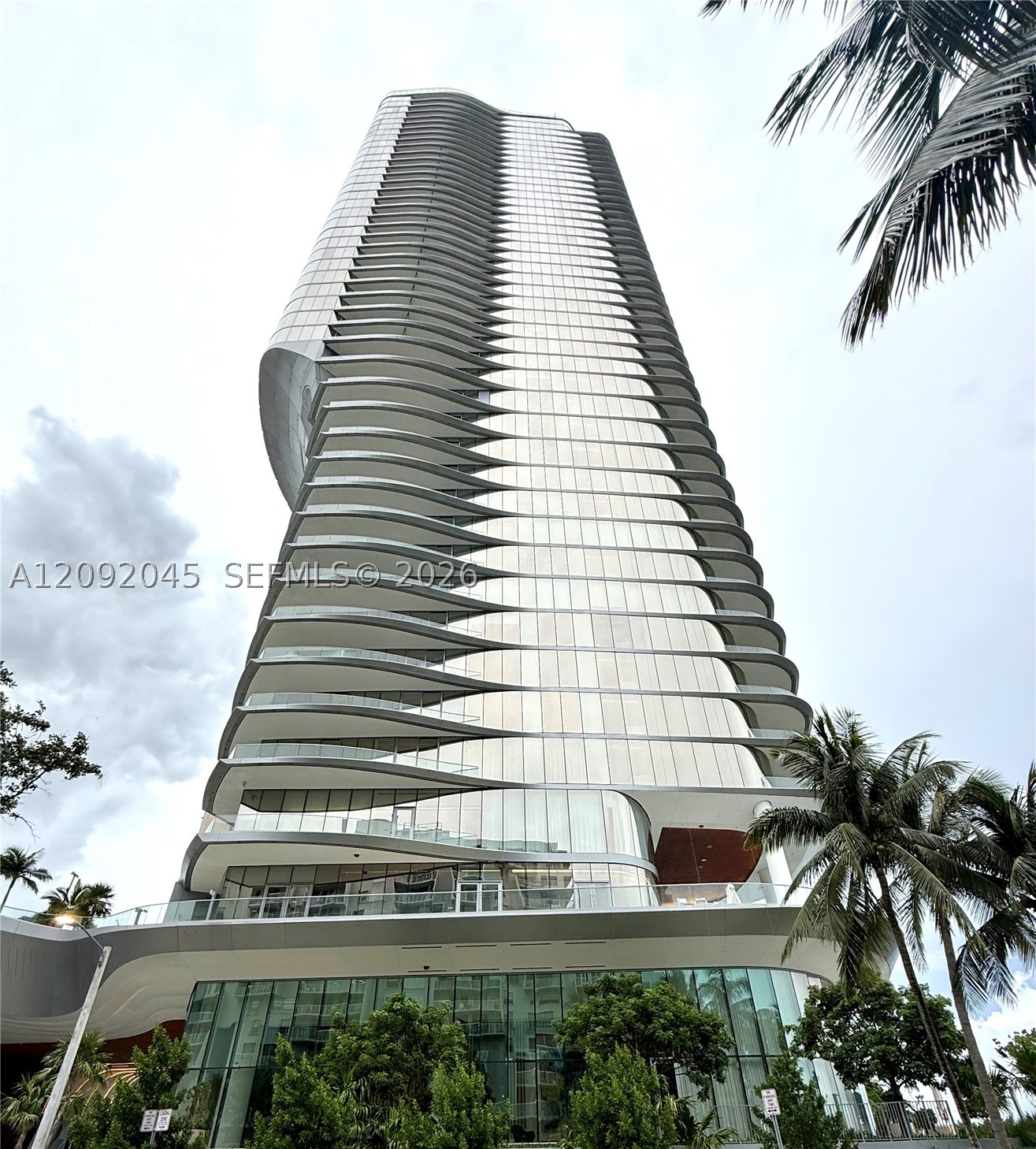 image Una Residences32