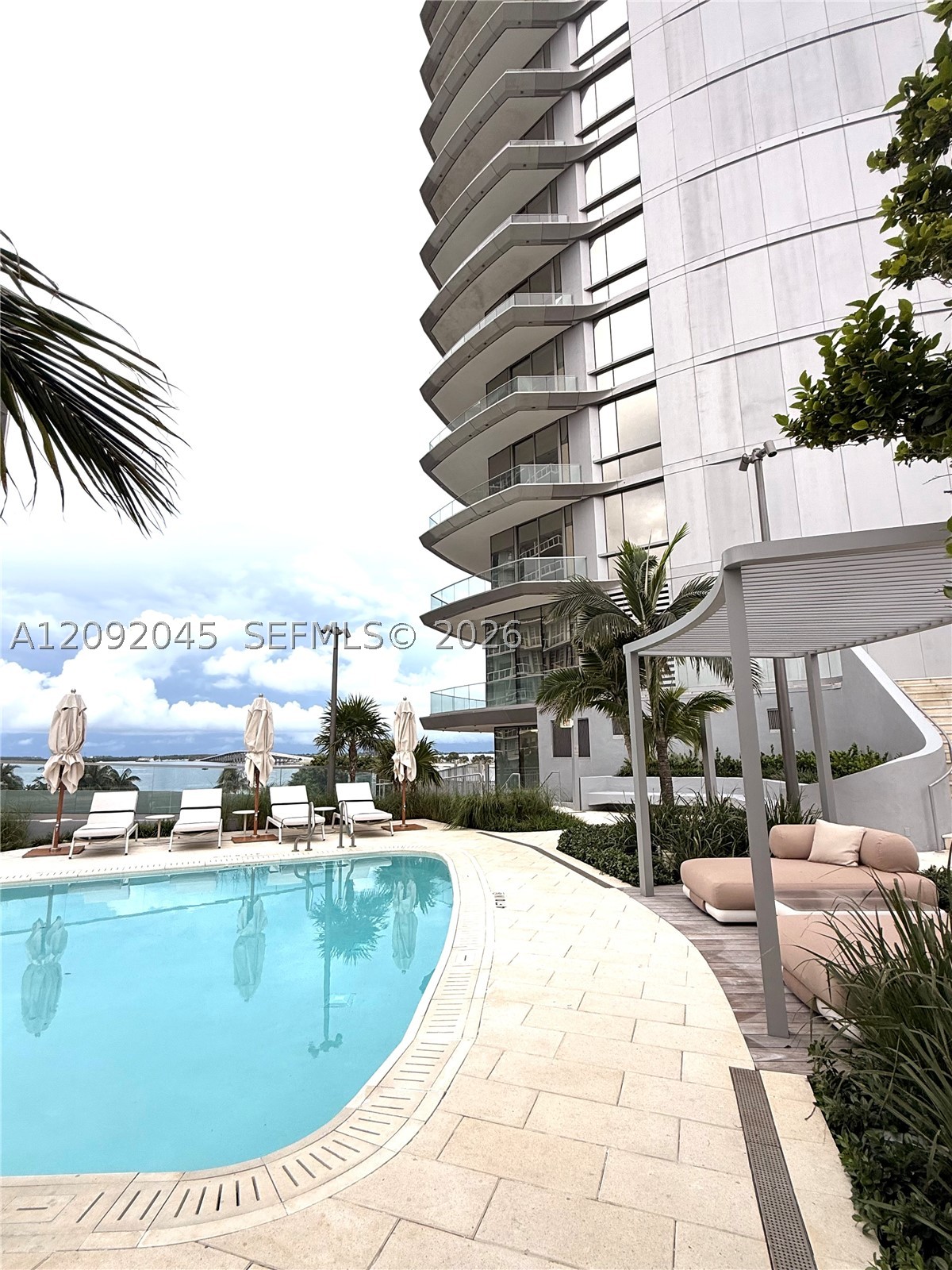 image Una Residences33