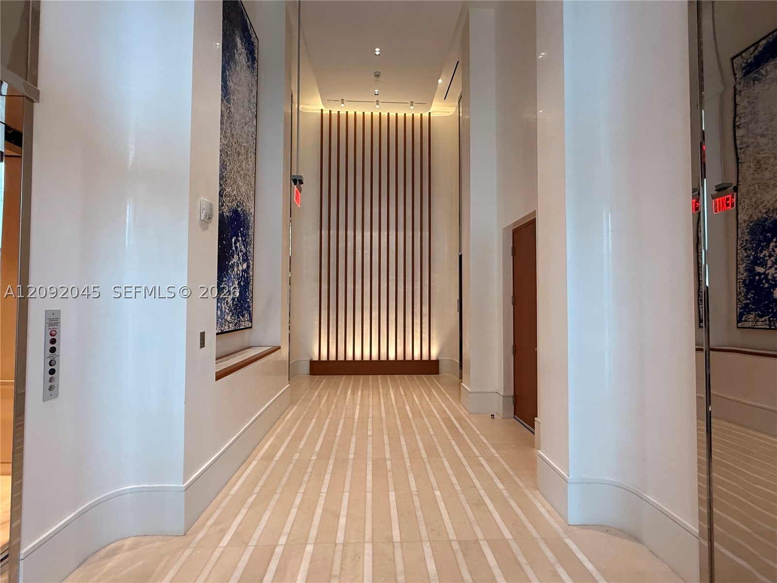 image Una Residences35