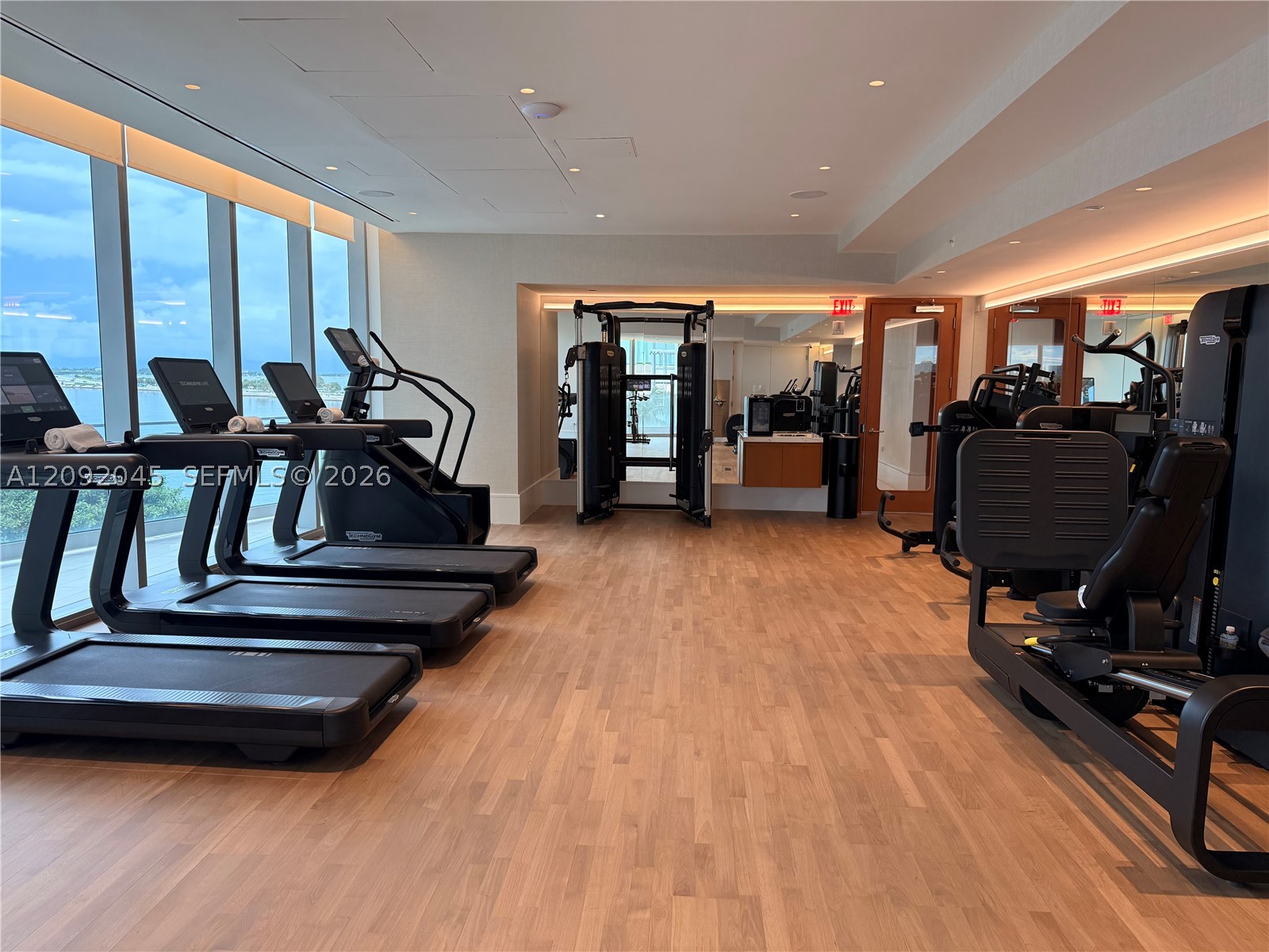 image Una Residences8