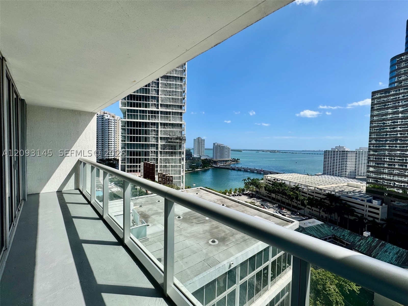image Icon Brickell9