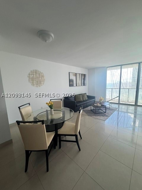 image Icon Brickell12