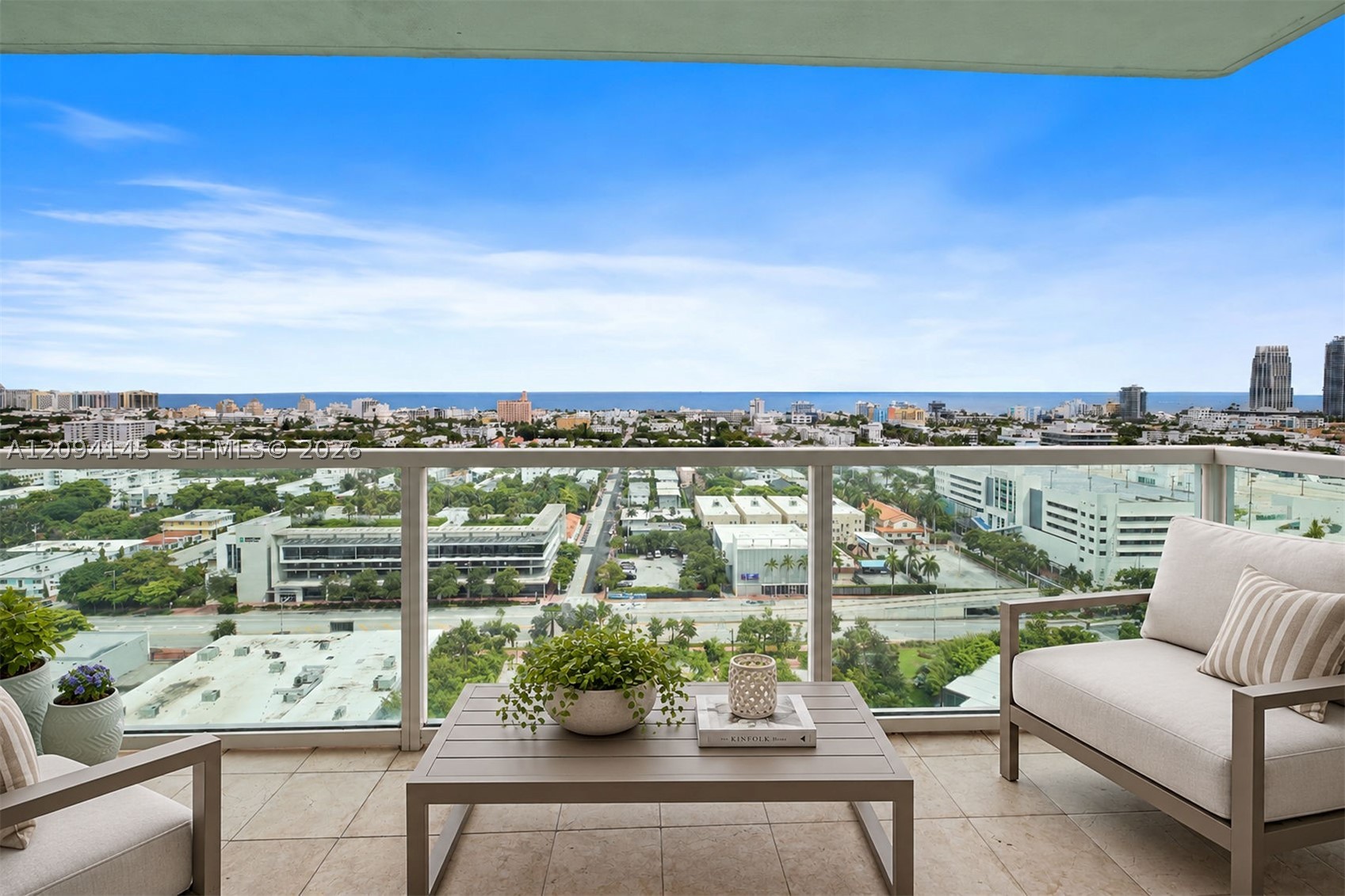 650 West Ave #2206