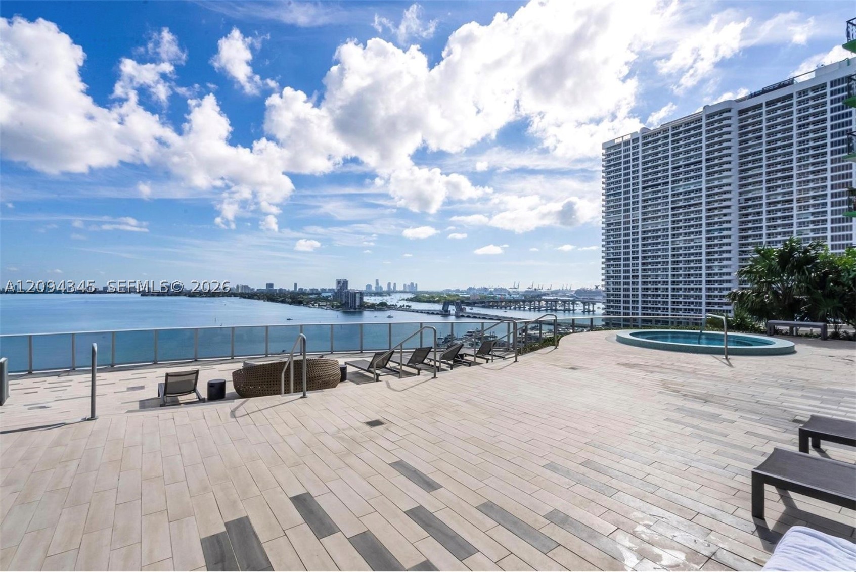 488 NE 18th St #4805 Miami, FL 33132