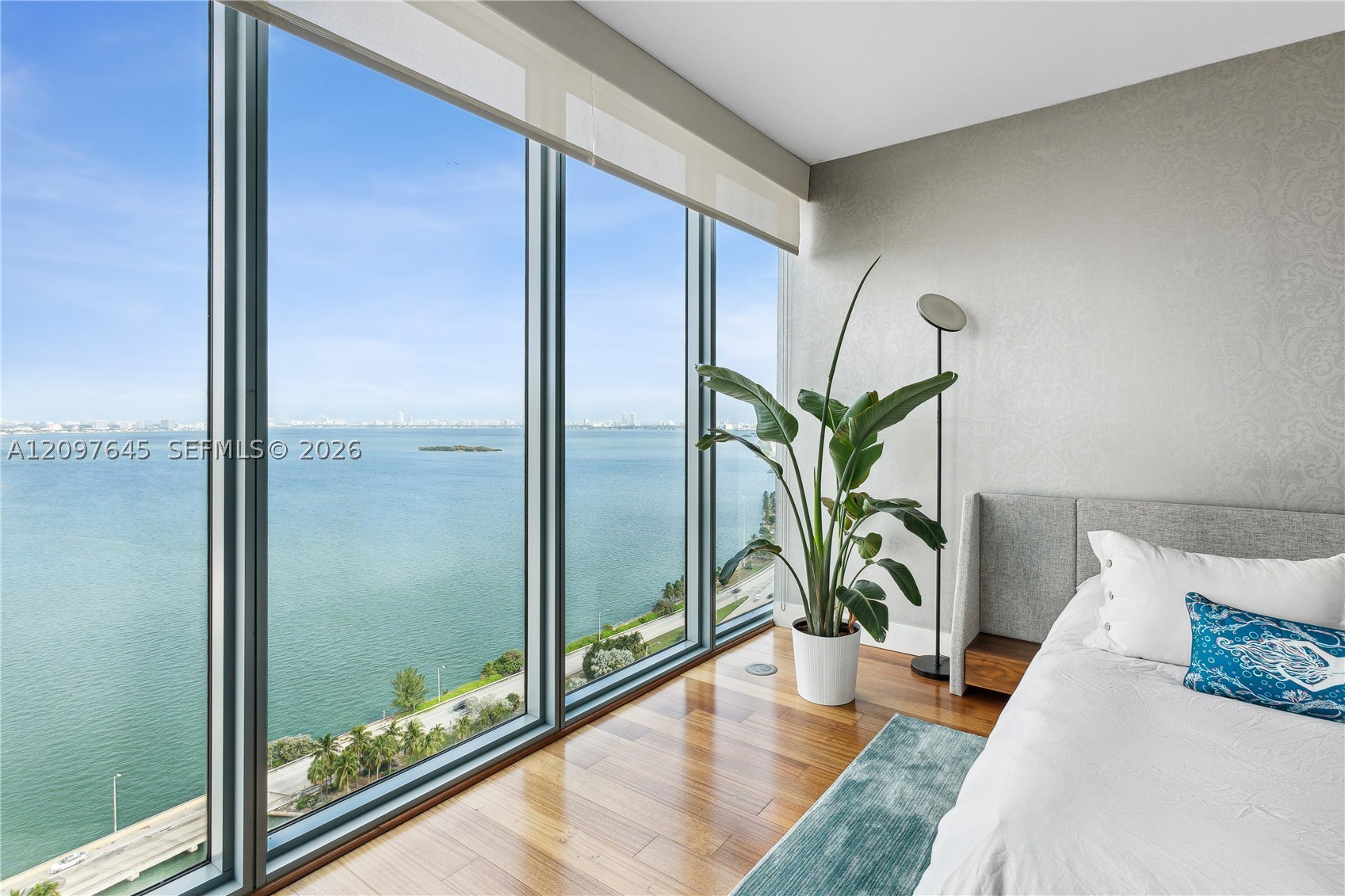 image Blue on the Bay8
