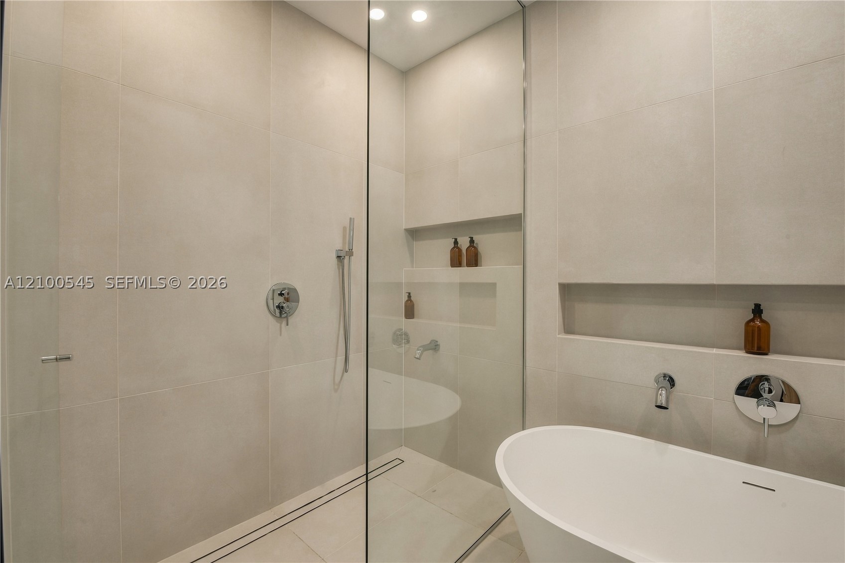 1042 NE 95th St Miami Shores, FL 33138