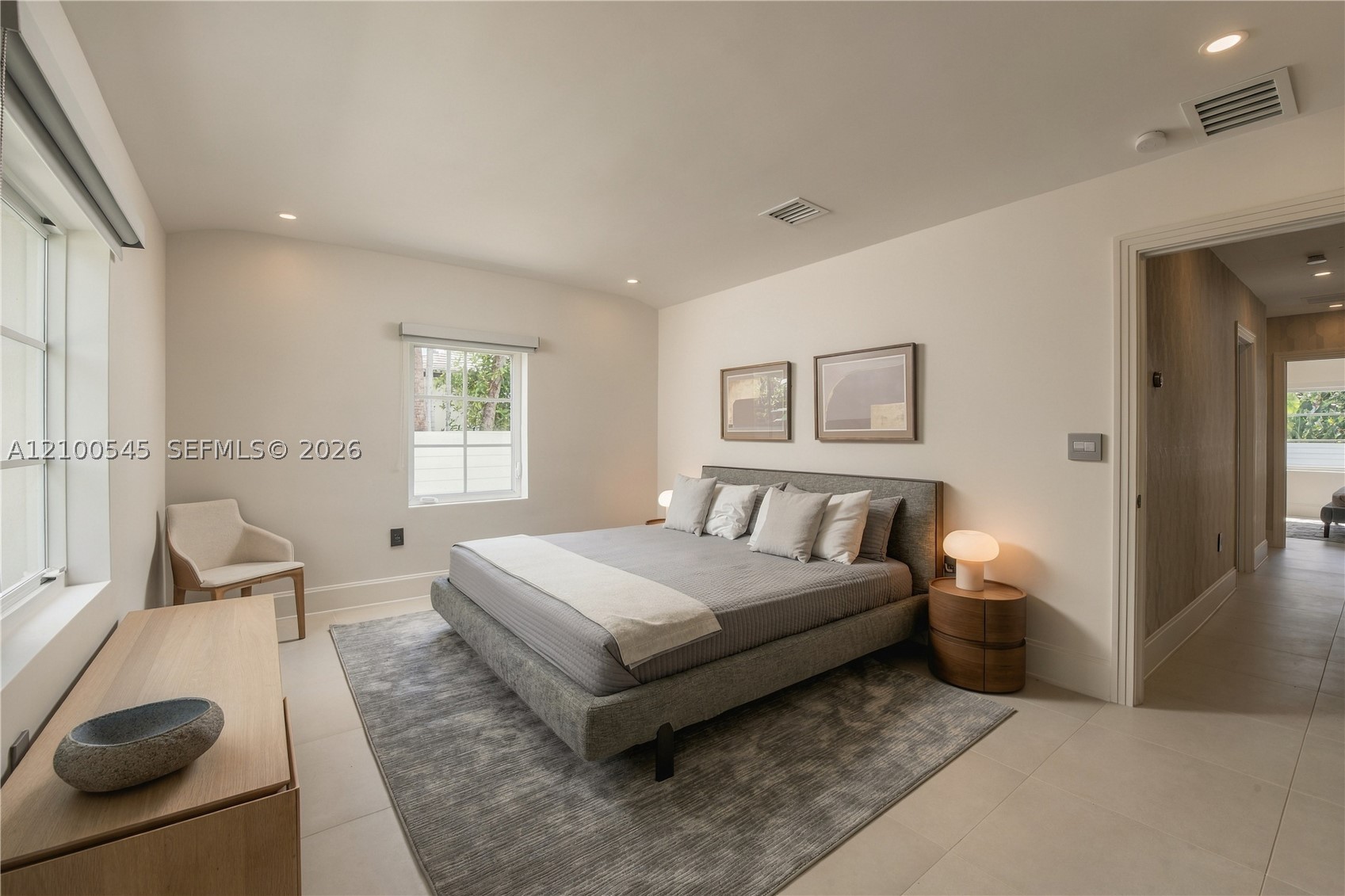 1042 NE 95th St Miami Shores, FL 33138