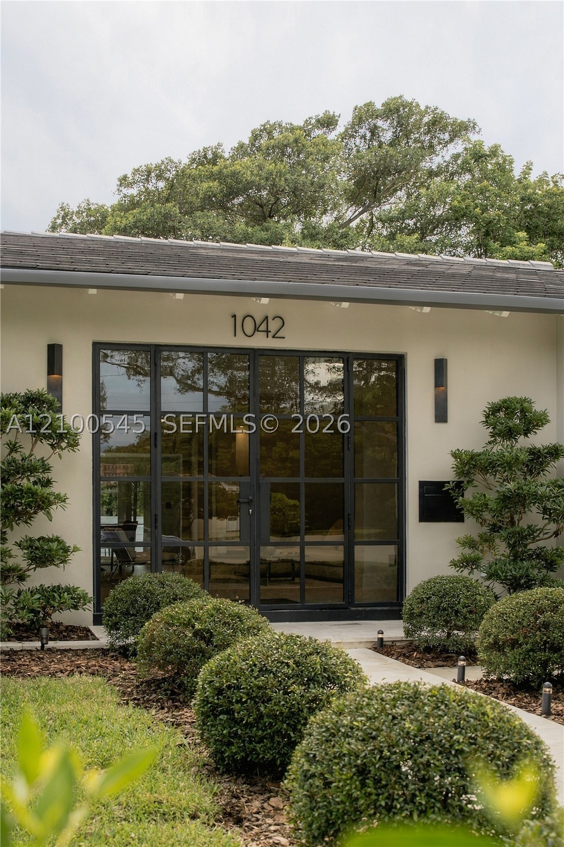 1042 NE 95th St Miami Shores, FL 33138