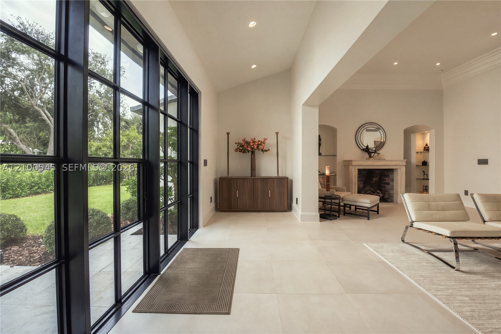 1042 NE 95th St Miami Shores, FL 33138
