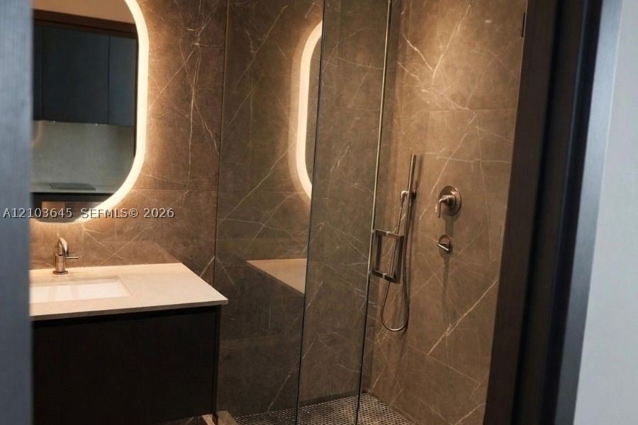 image E11EVEN Hotel & Residences18