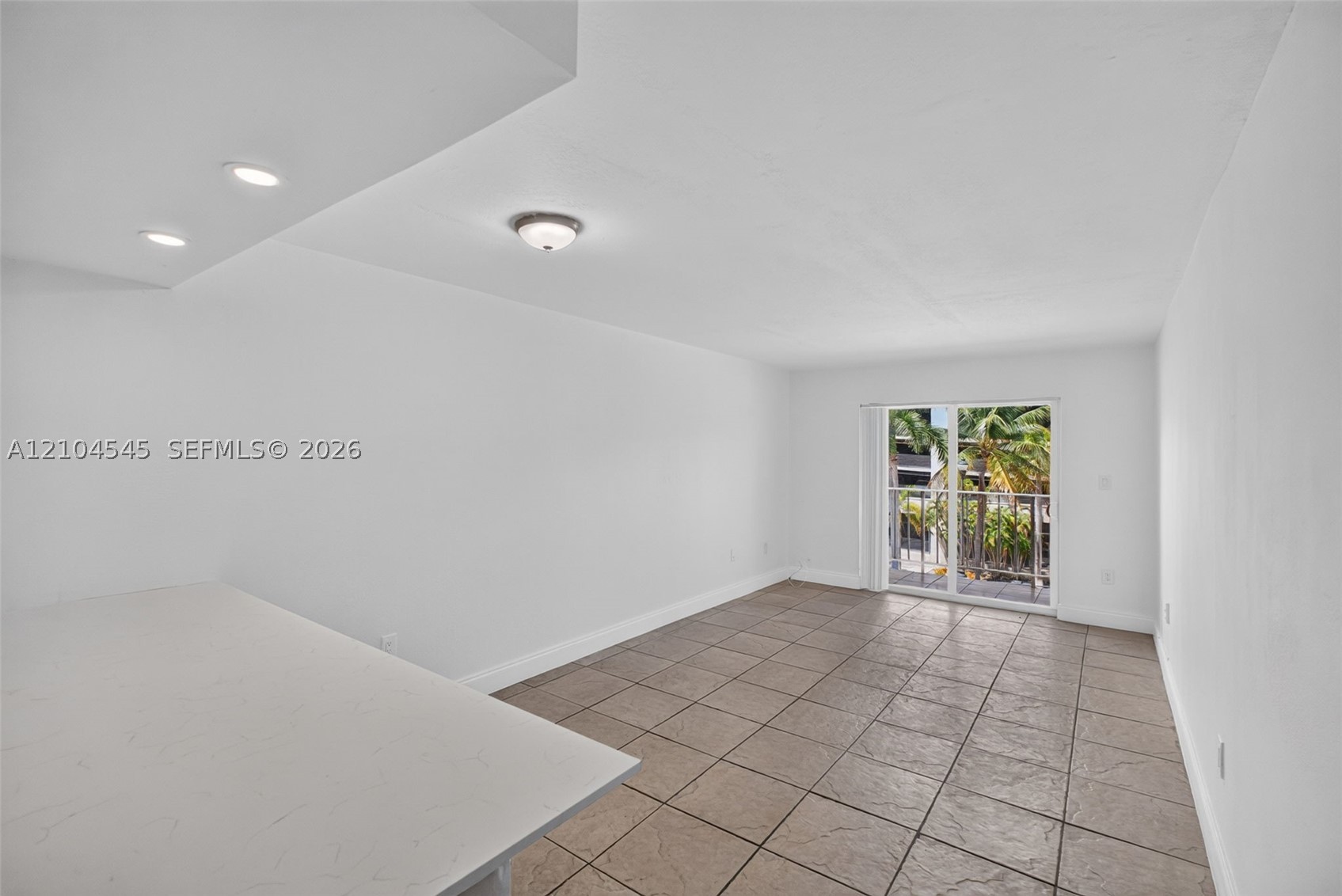 453 SW 2nd St #301C
