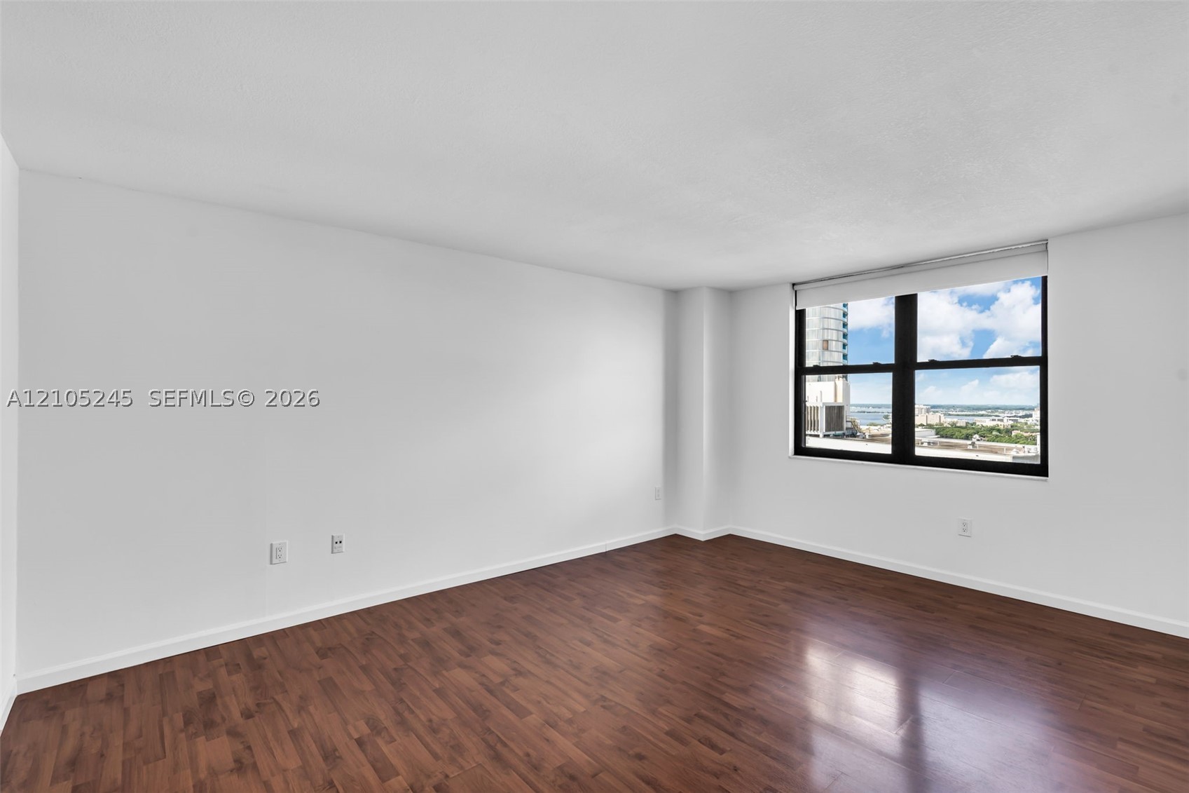 image Brickell Bay Club15