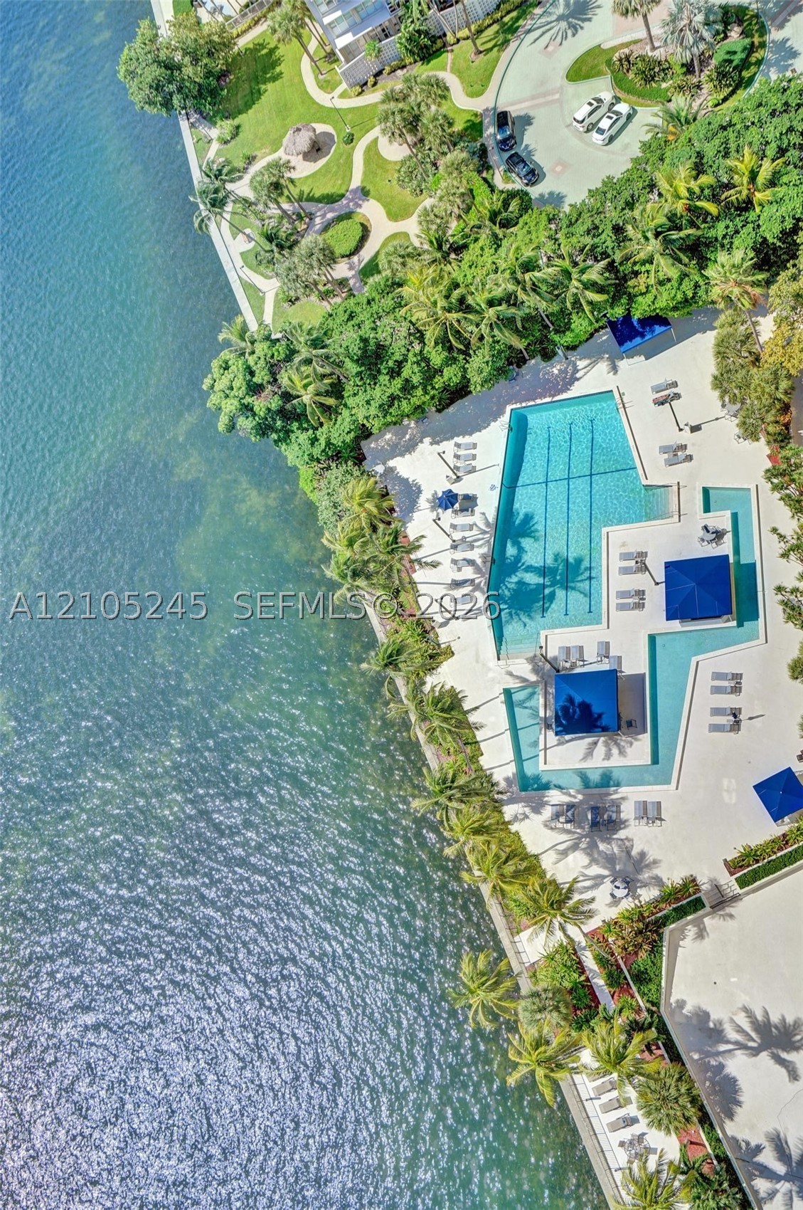 image Brickell Bay Club28