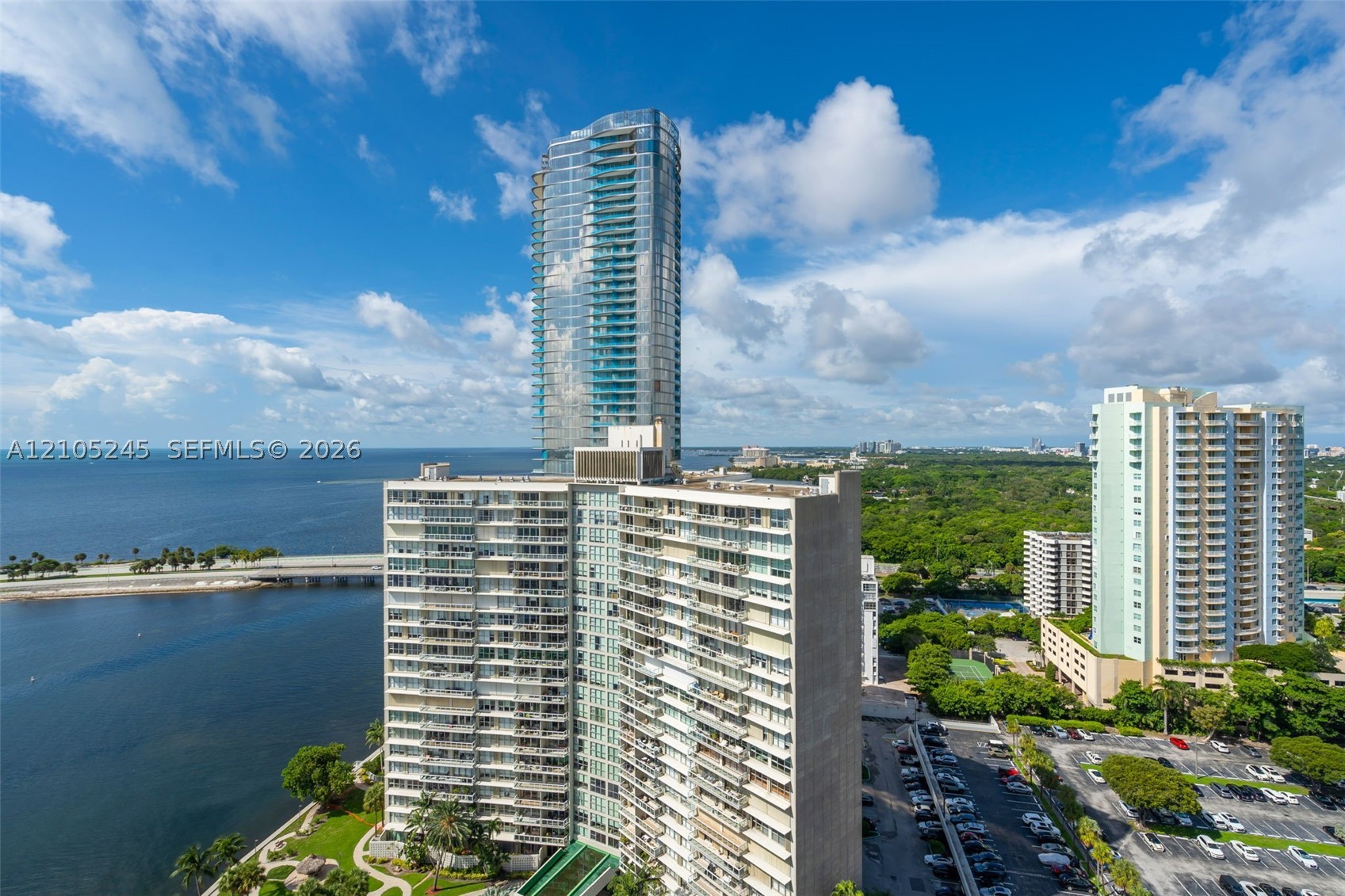 image Brickell Bay Club4