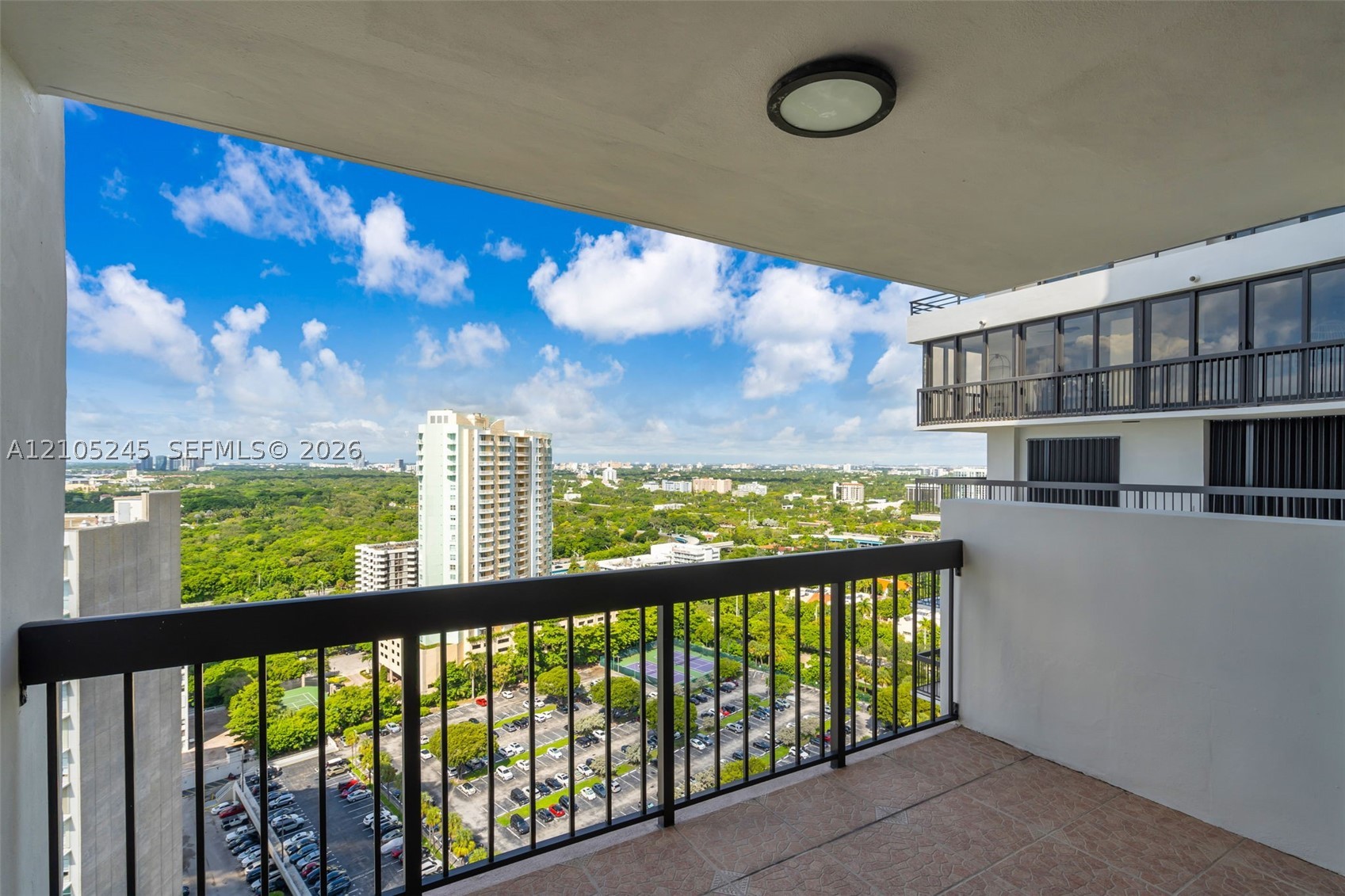 image Brickell Bay Club5
