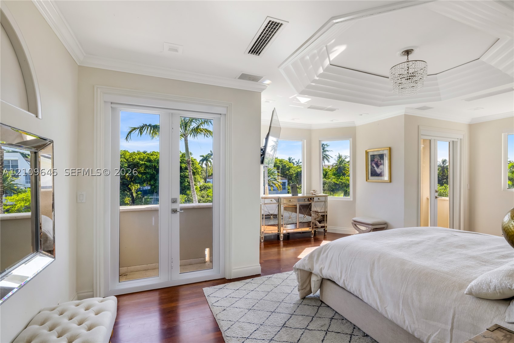 332 Costanera Rd Coral Gables, FL 33143