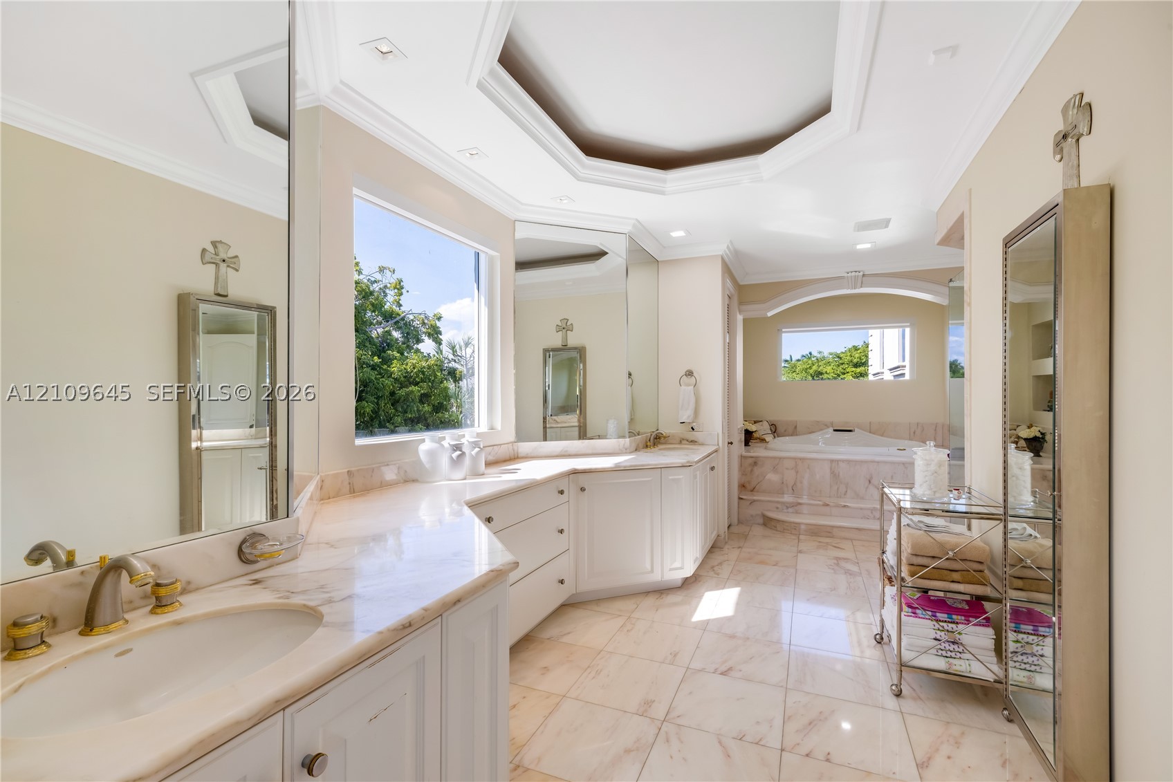332 Costanera Rd Coral Gables, FL 33143