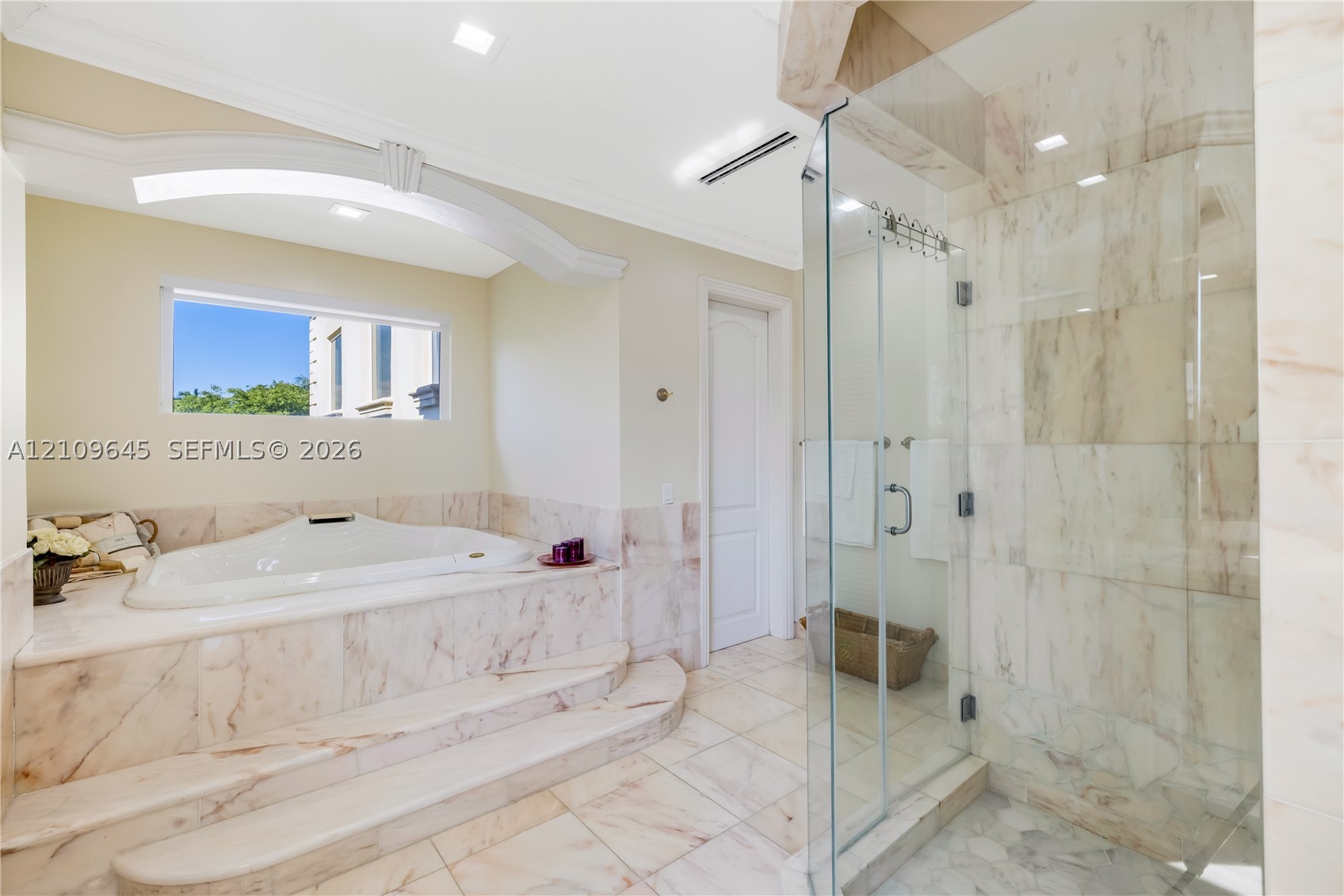 332 Costanera Rd Coral Gables, FL 33143