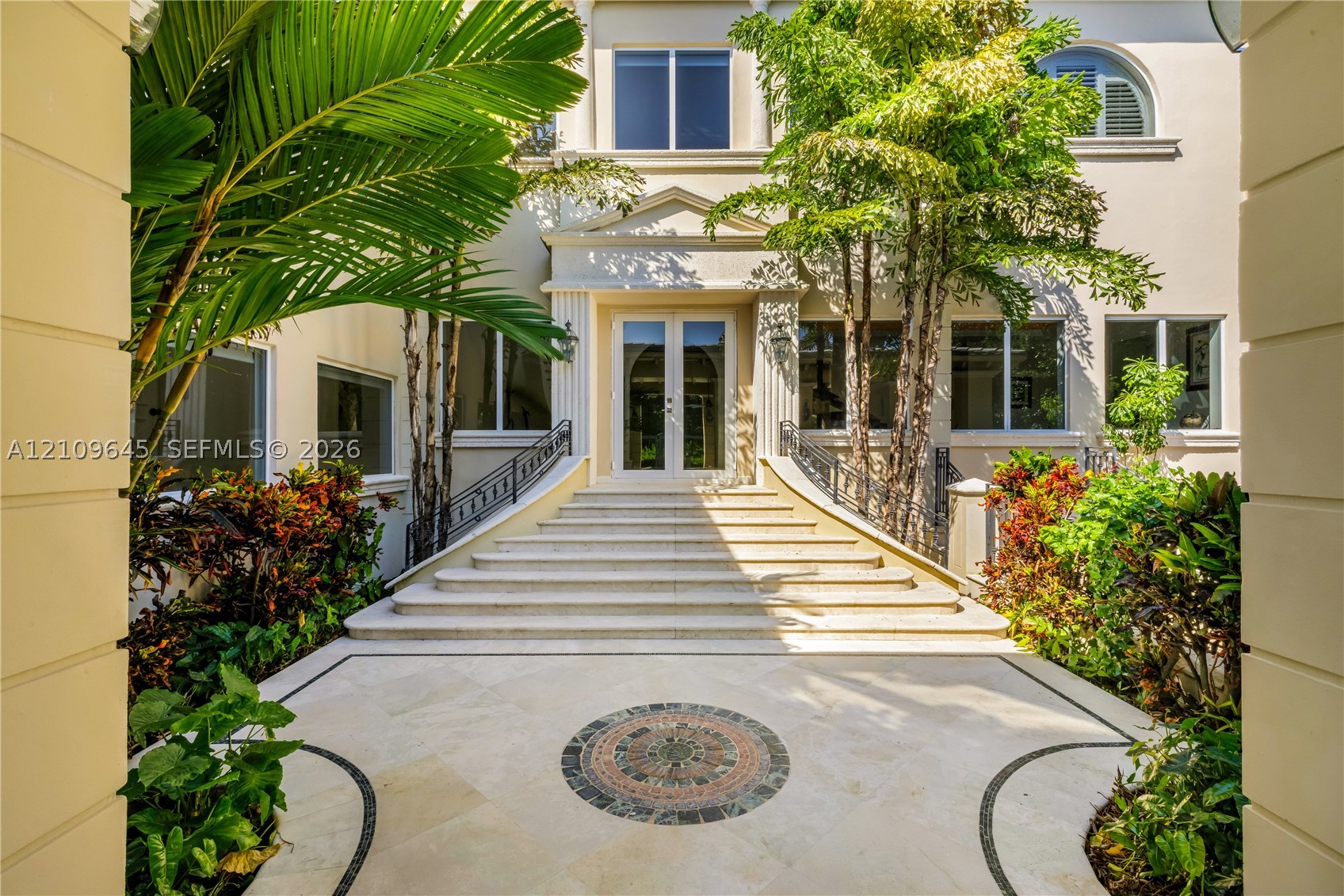 332 Costanera Rd Coral Gables, FL 33143