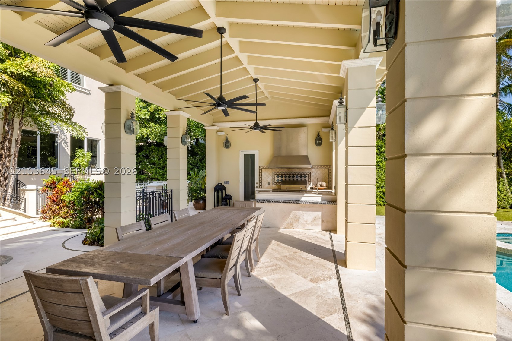 332 Costanera Rd Coral Gables, FL 33143