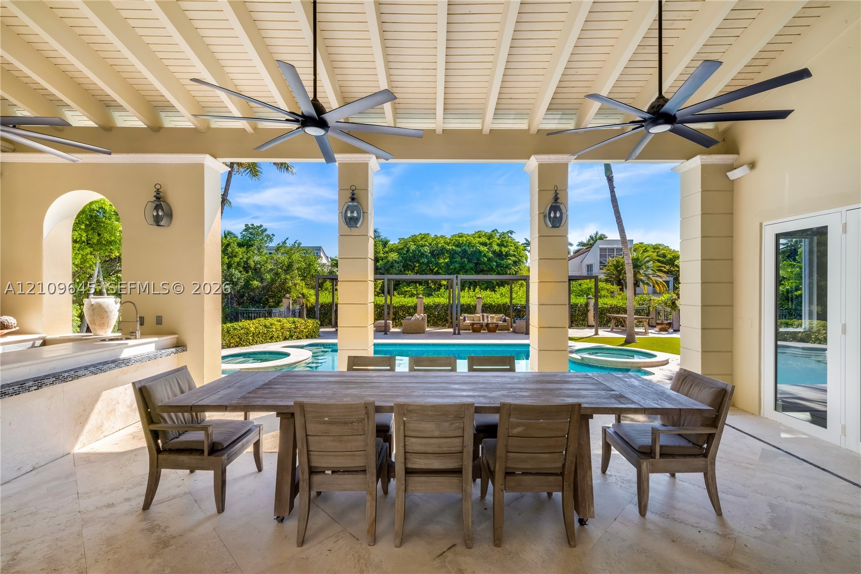 332 Costanera Rd Coral Gables, FL 33143