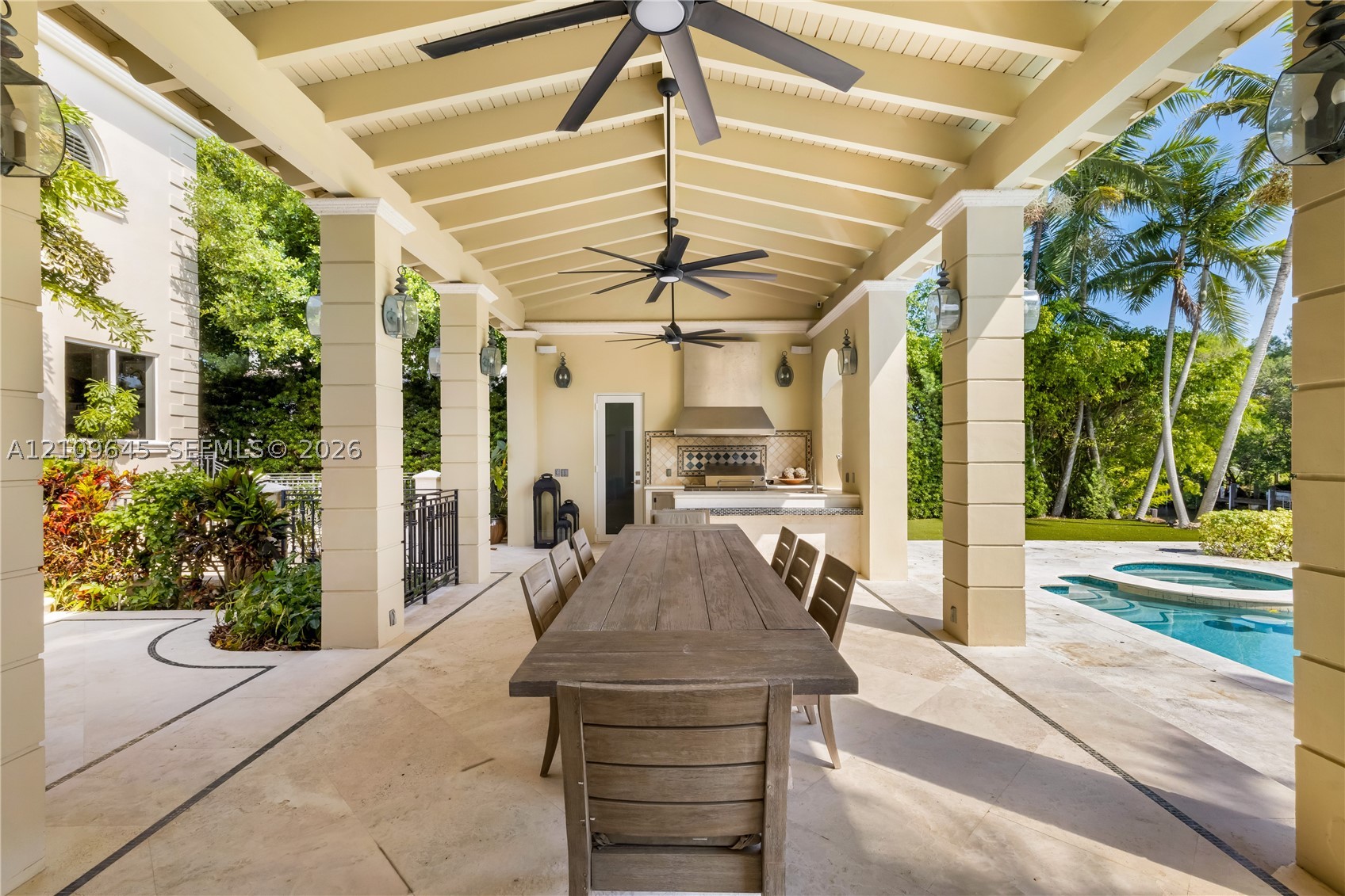 332 Costanera Rd Coral Gables, FL 33143