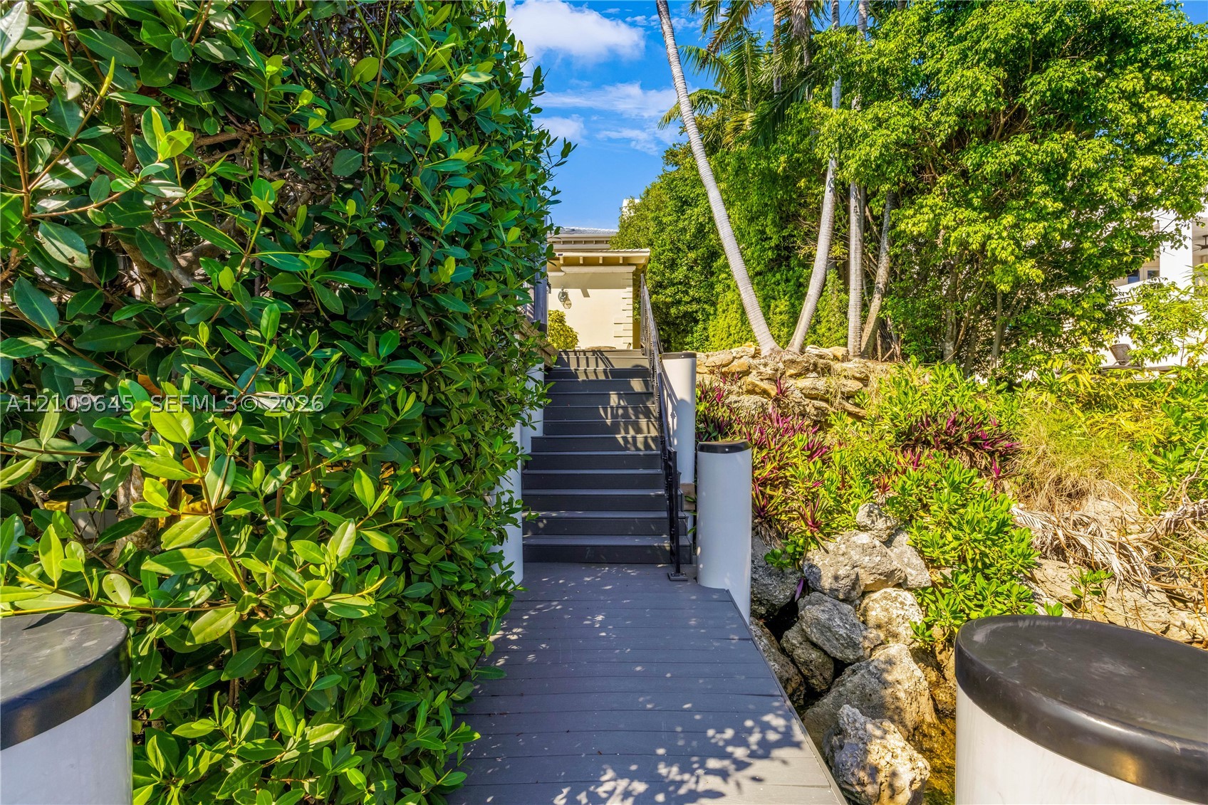 332 Costanera Rd Coral Gables, FL 33143
