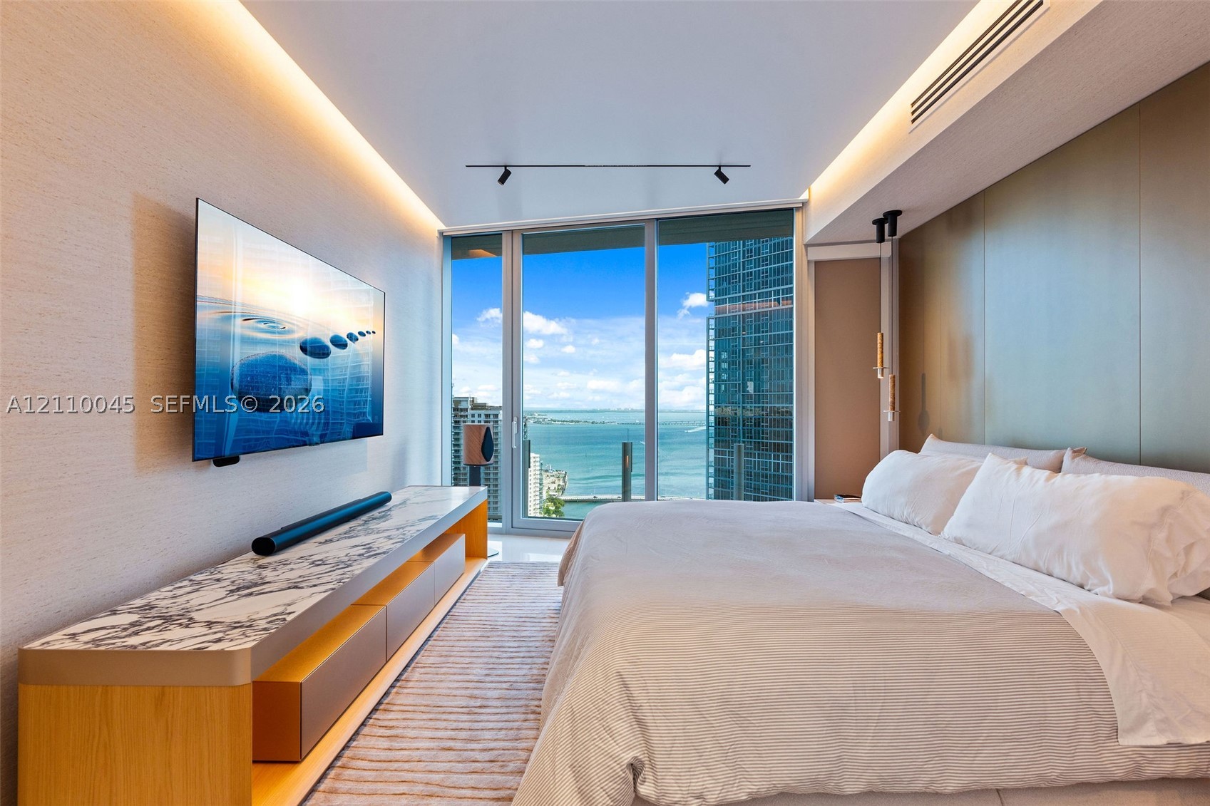 image Aston Martin Residences12