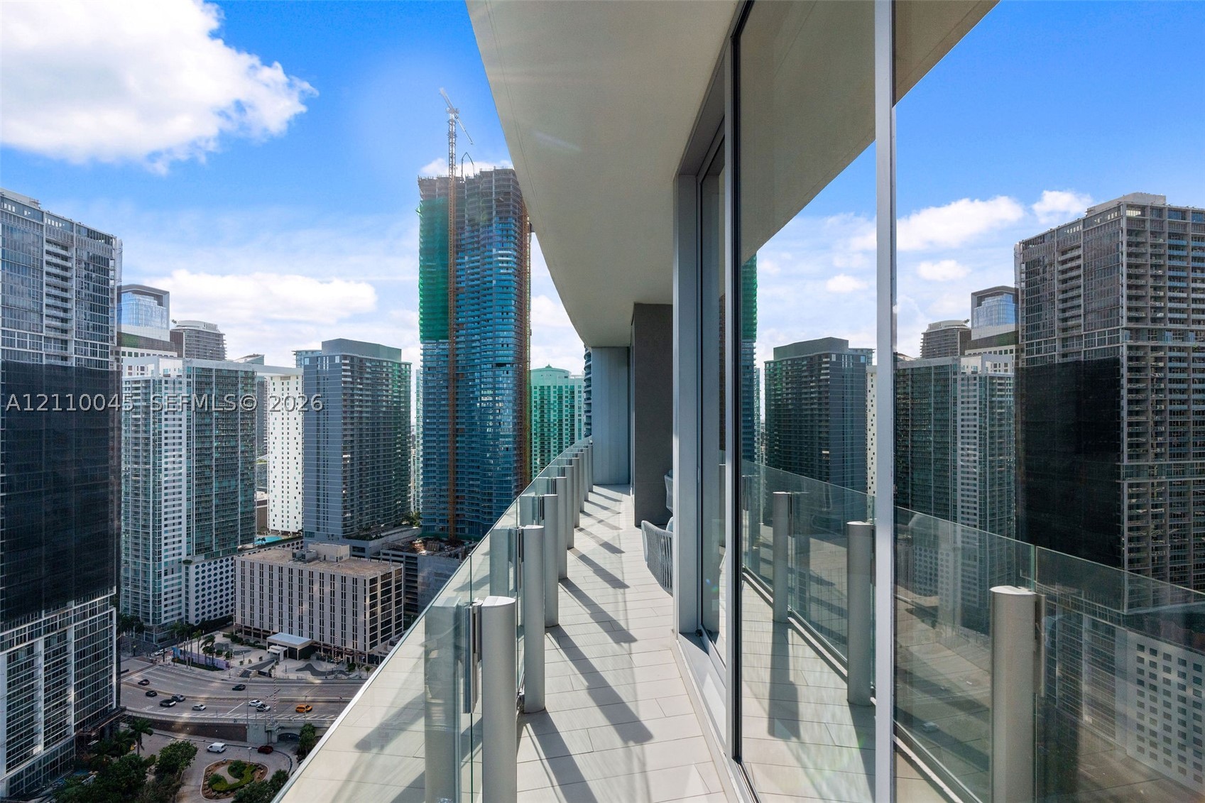 image Aston Martin Residences23