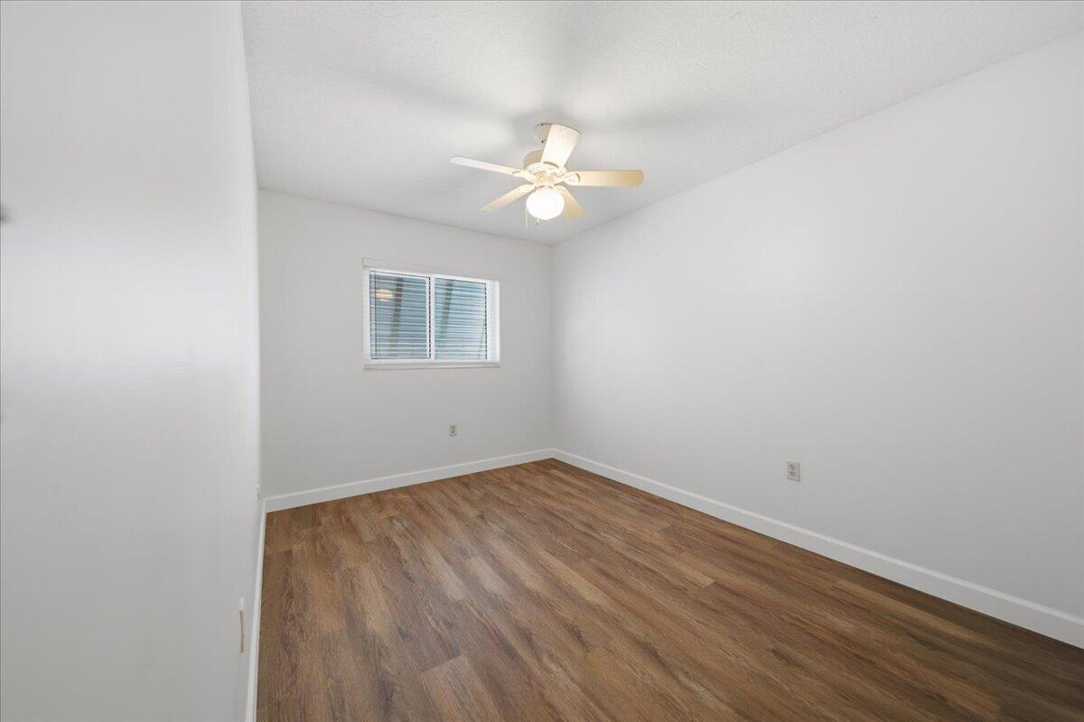 1383 NW 122nd Pembroke Pines, FL 33026