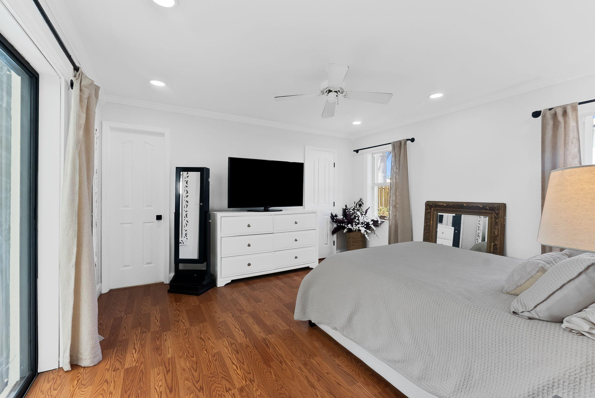 7836 Sunflower Margate, FL 33063