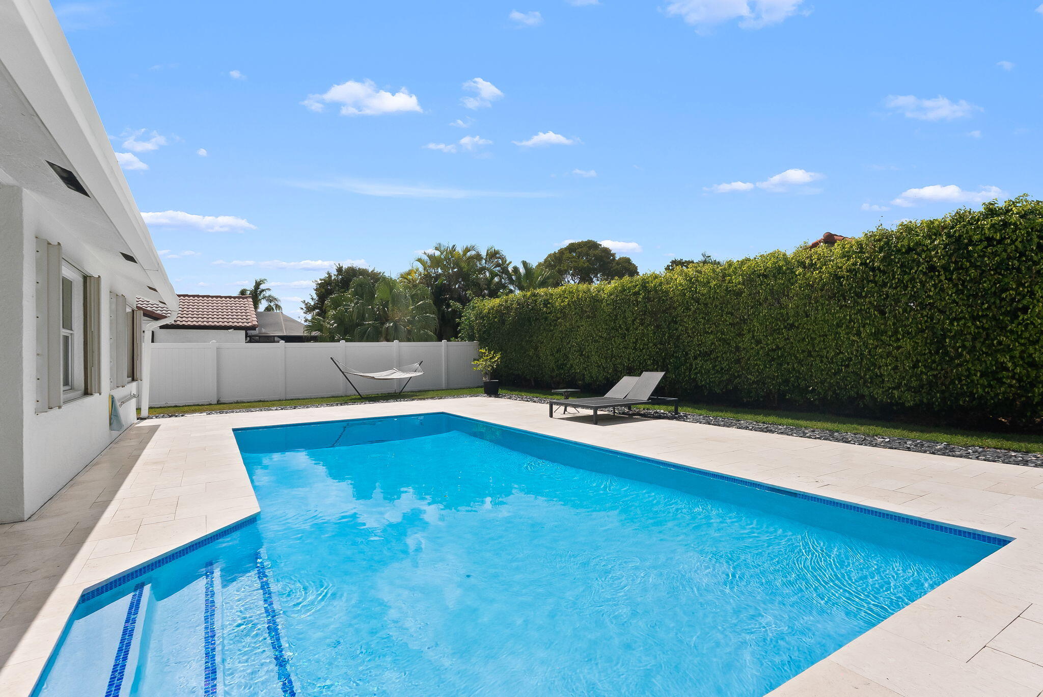 7836 Sunflower Margate, FL 33063