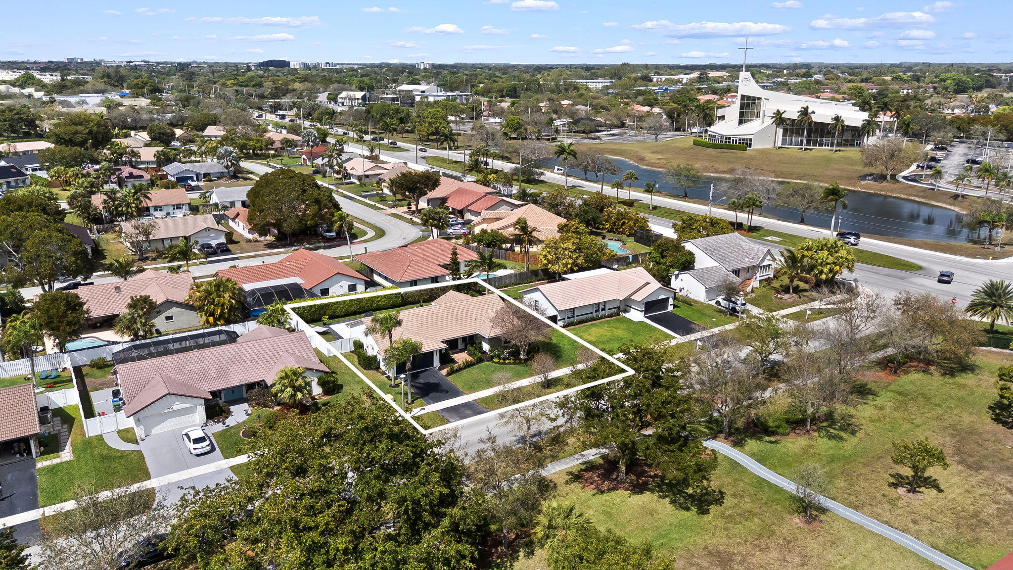 7836 Sunflower Margate, FL 33063