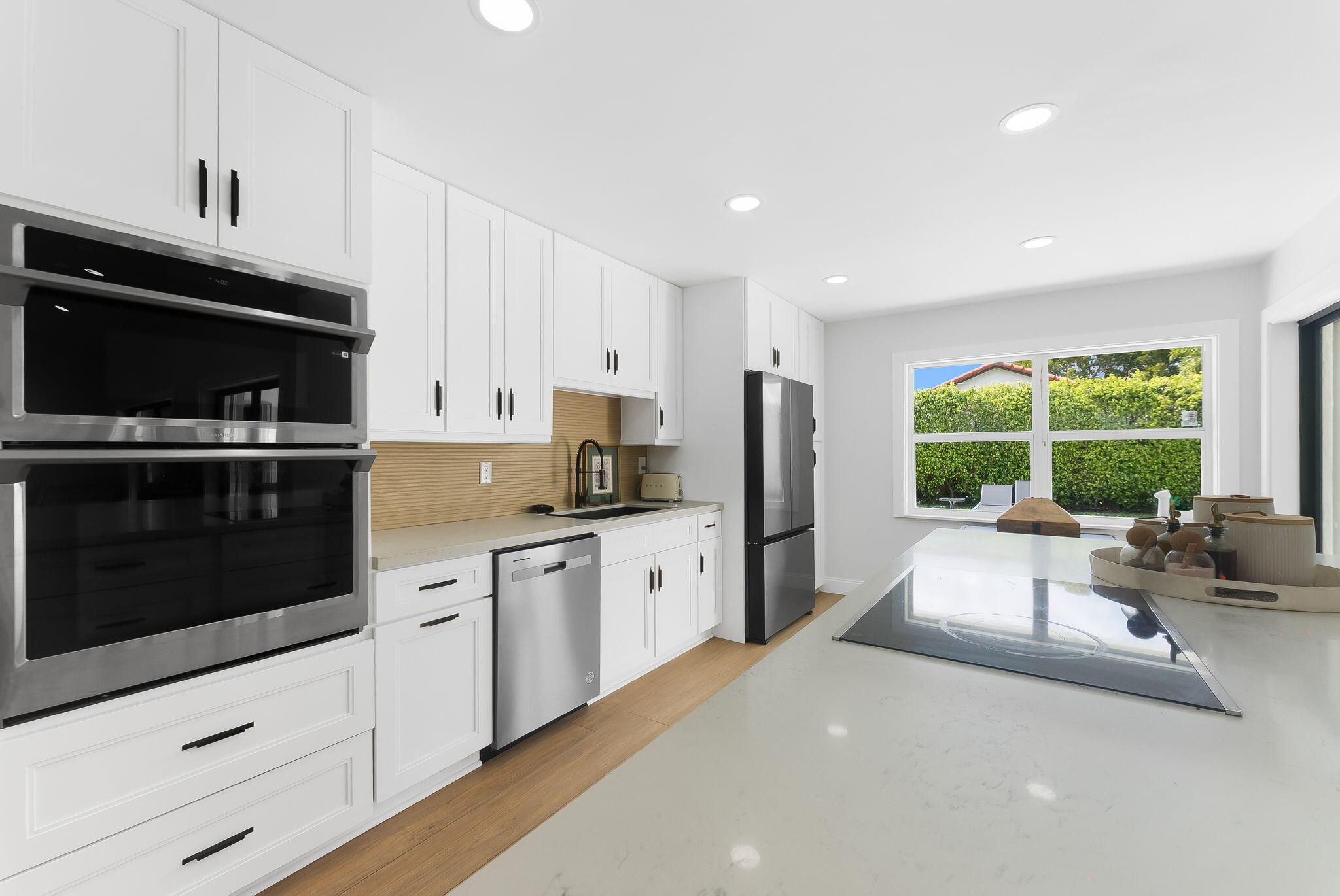 7836 Sunflower Margate, FL 33063