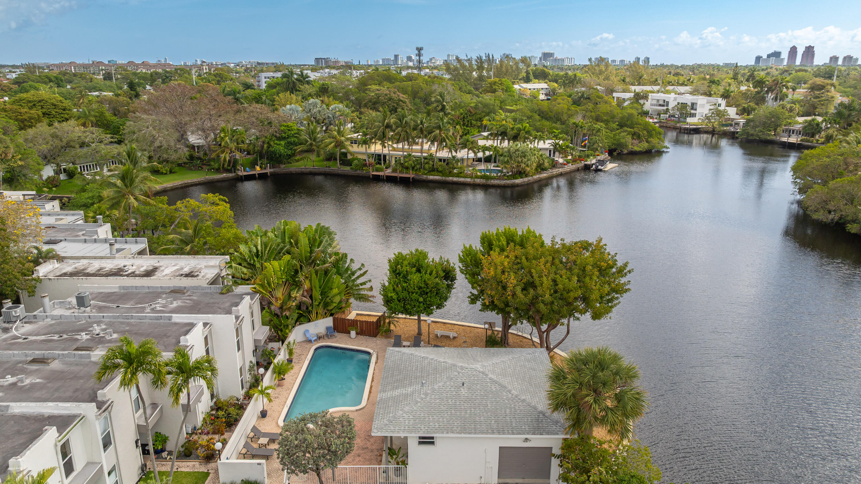 660 Kensington #10a Wilton Manors, FL 33305