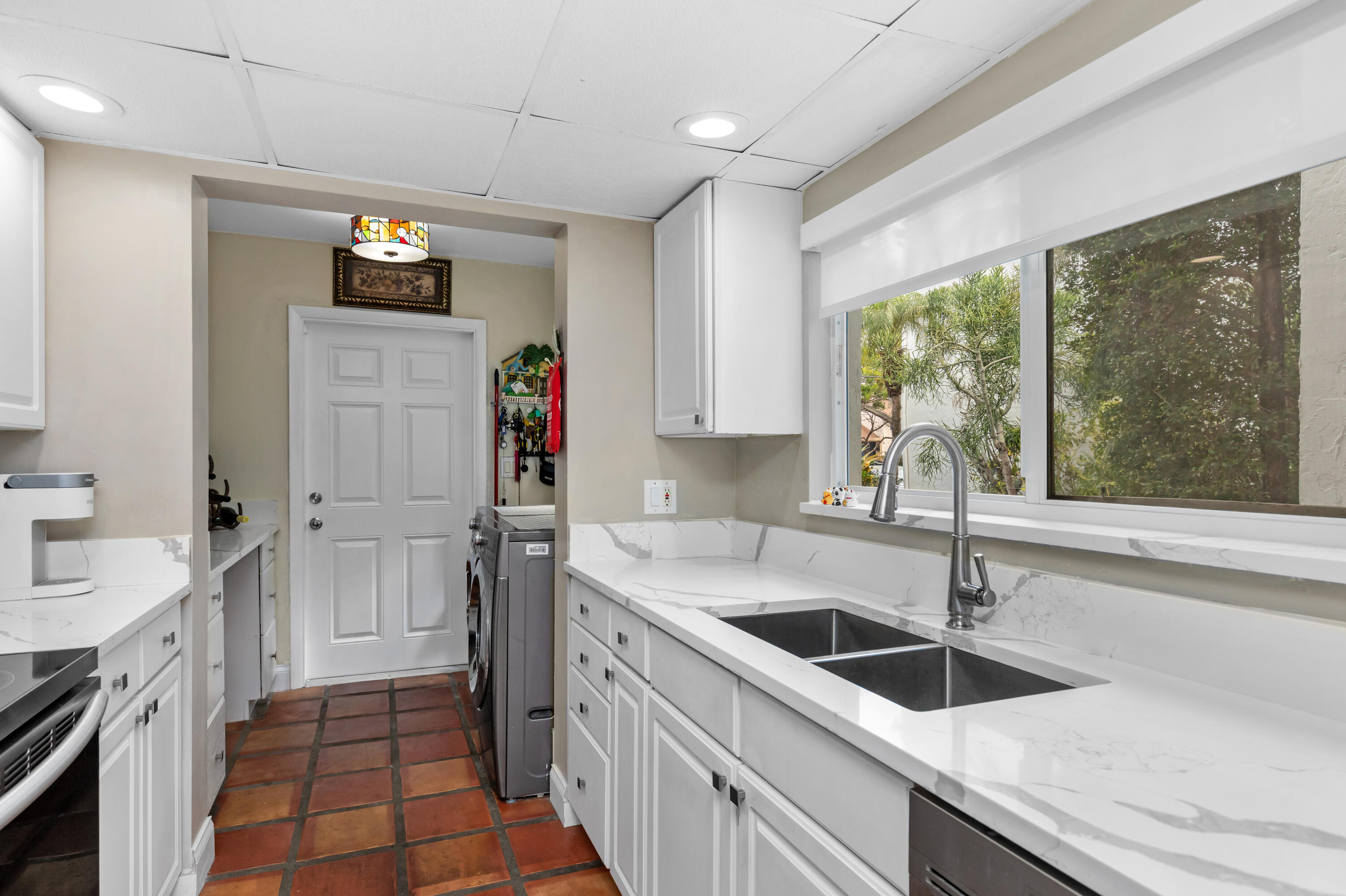 660 Kensington #10a Wilton Manors, FL 33305