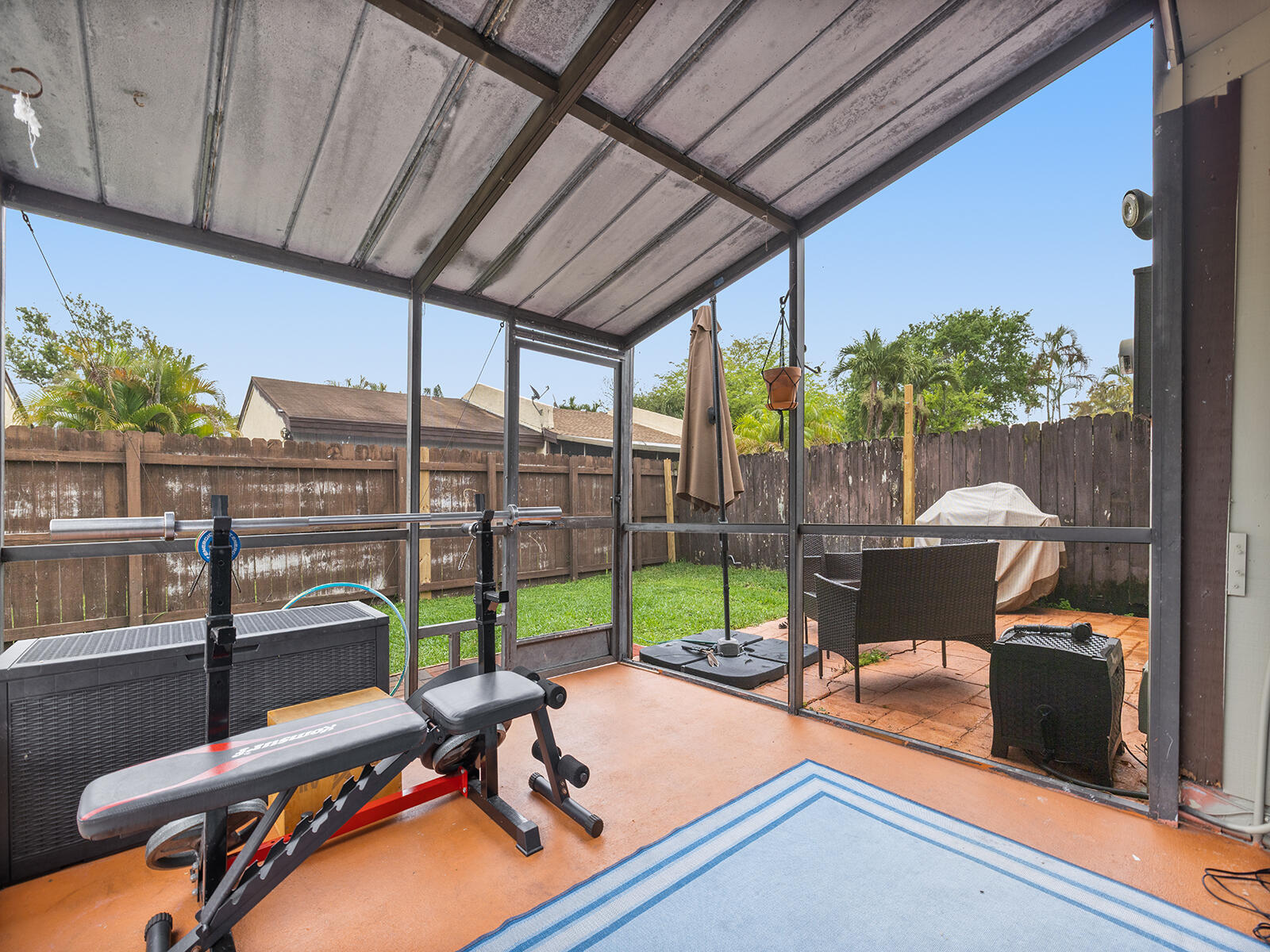 2331 Peach Pembroke Pines, FL 33026