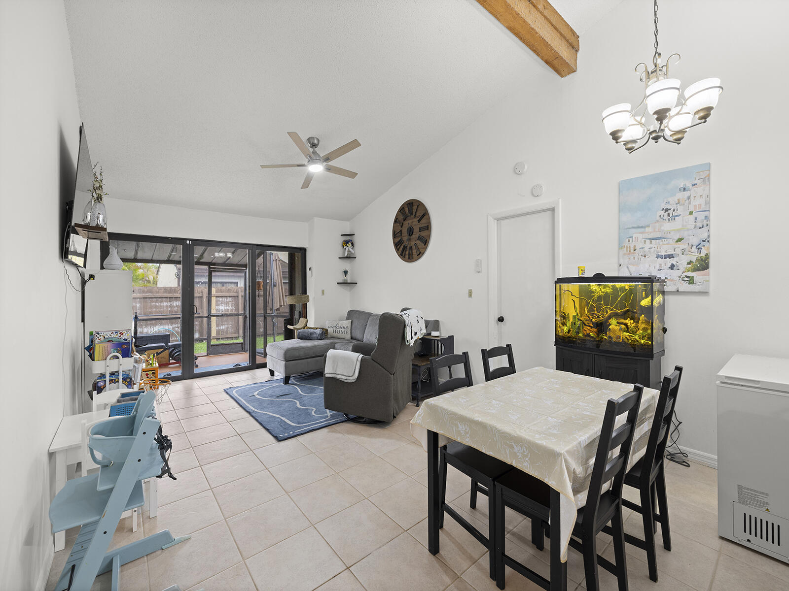 2331 Peach Pembroke Pines, FL 33026